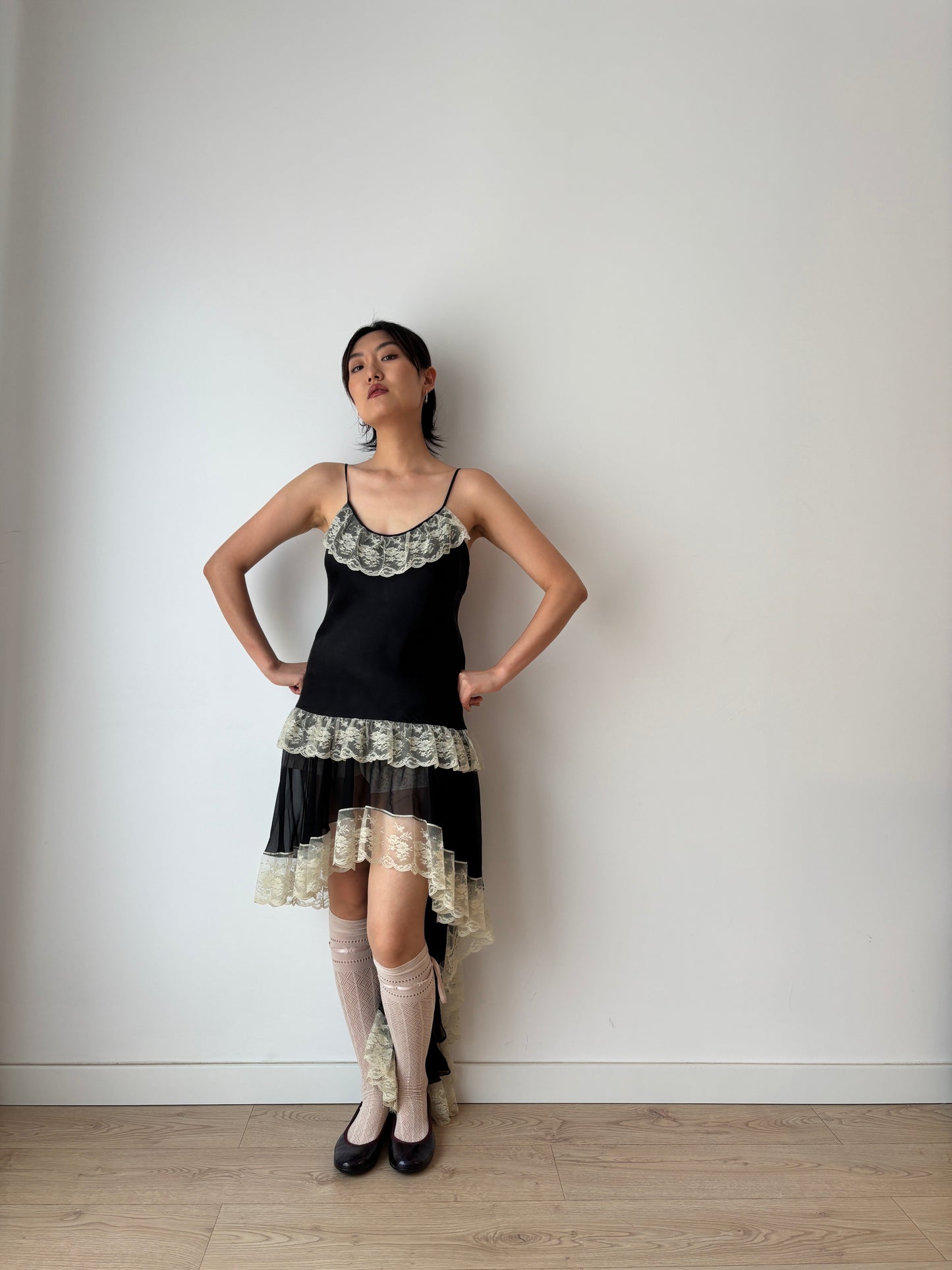 Vintage 90s Chic Y2K black liquid satin pure silk rich lace art deco style nightgown maxi slip dress