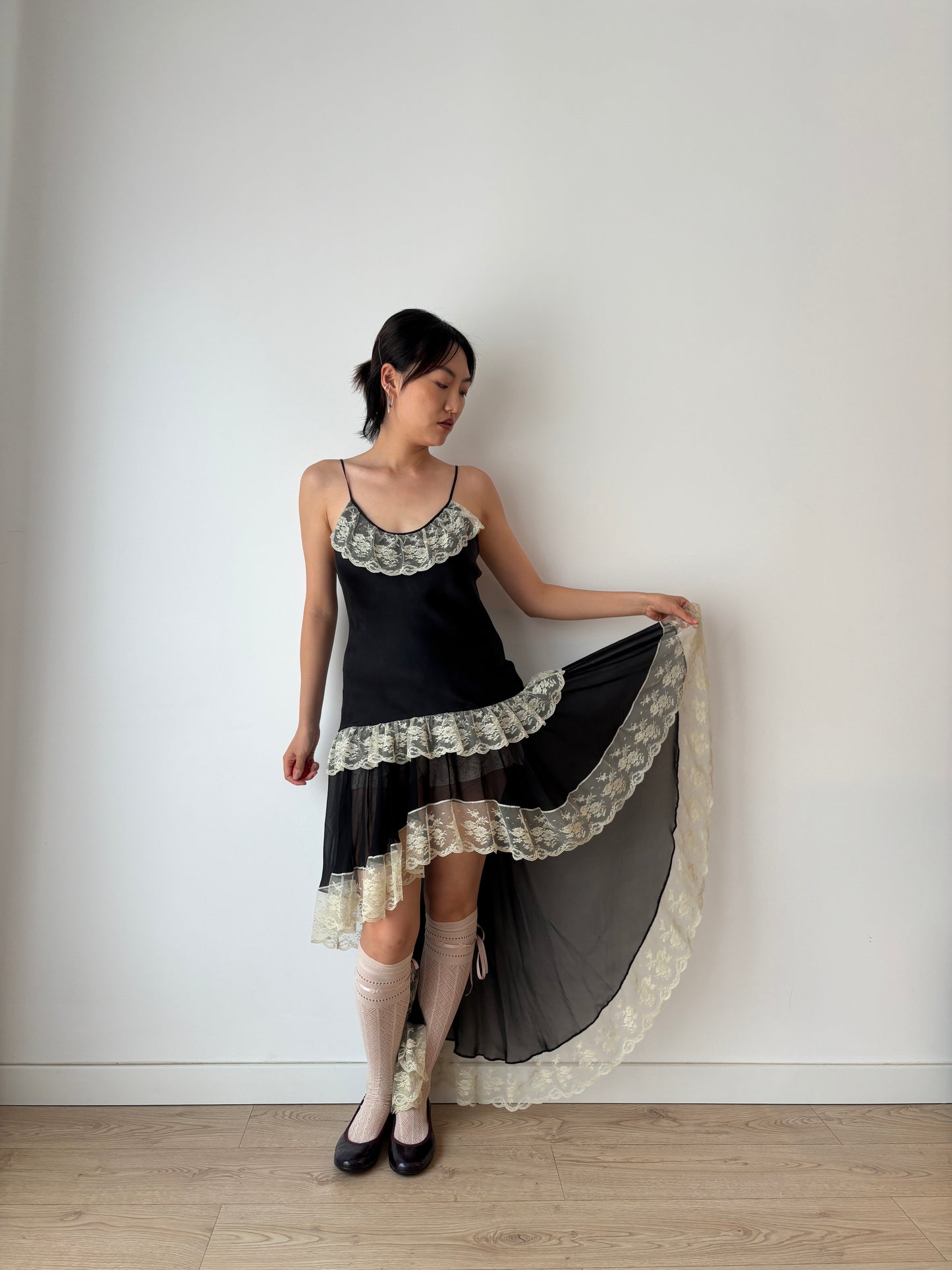 Vintage 90s Chic Y2K black liquid satin pure silk rich lace art deco style nightgown maxi slip dress