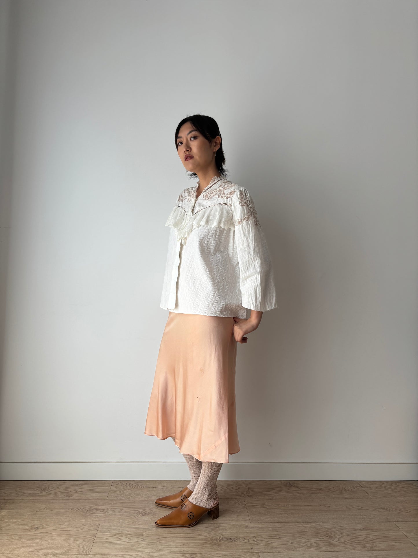 Antique 1910s Edwardian Blouse, 1910s French Lace White Cotton Blouse With Bow Embroidered Lace