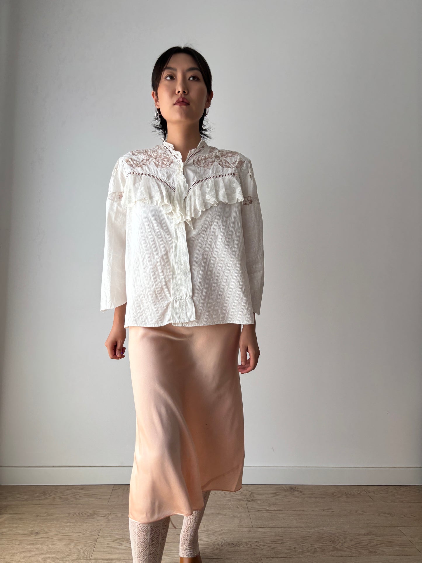 Antique 1910s Edwardian Blouse, 1910s French Lace White Cotton Blouse With Bow Embroidered Lace