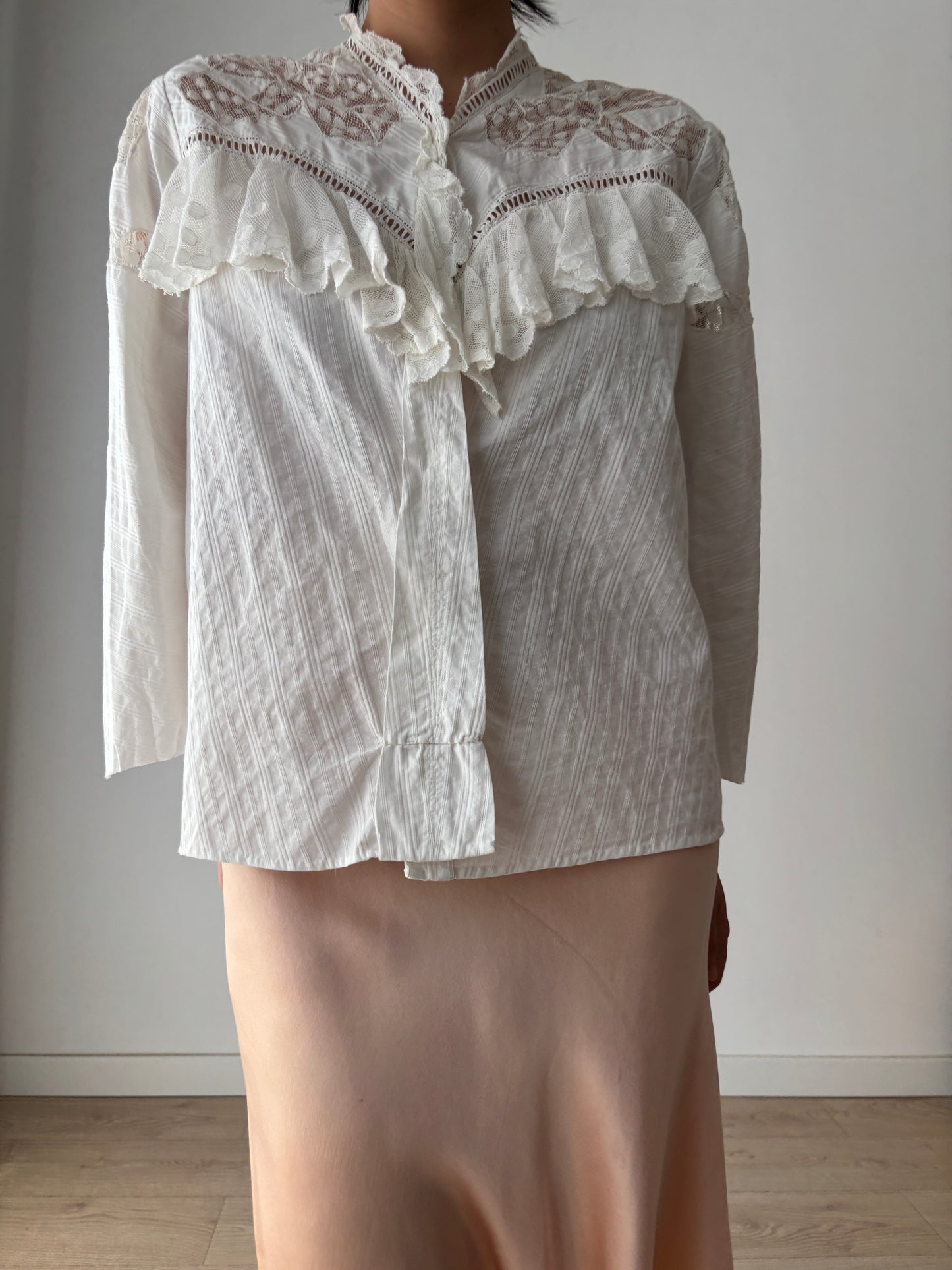 Antique 1910s Edwardian Blouse, 1910s French Lace White Cotton Blouse With Bow Embroidered Lace