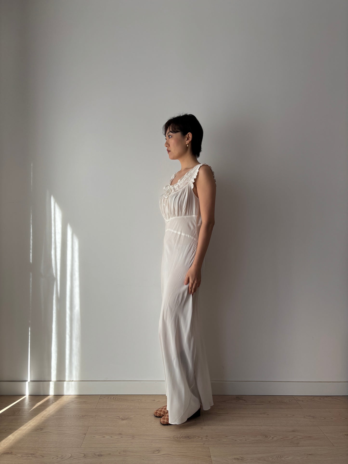 1930s Bias Cut Romantic Bridal Gown: Silk with Bow & Lace Detail