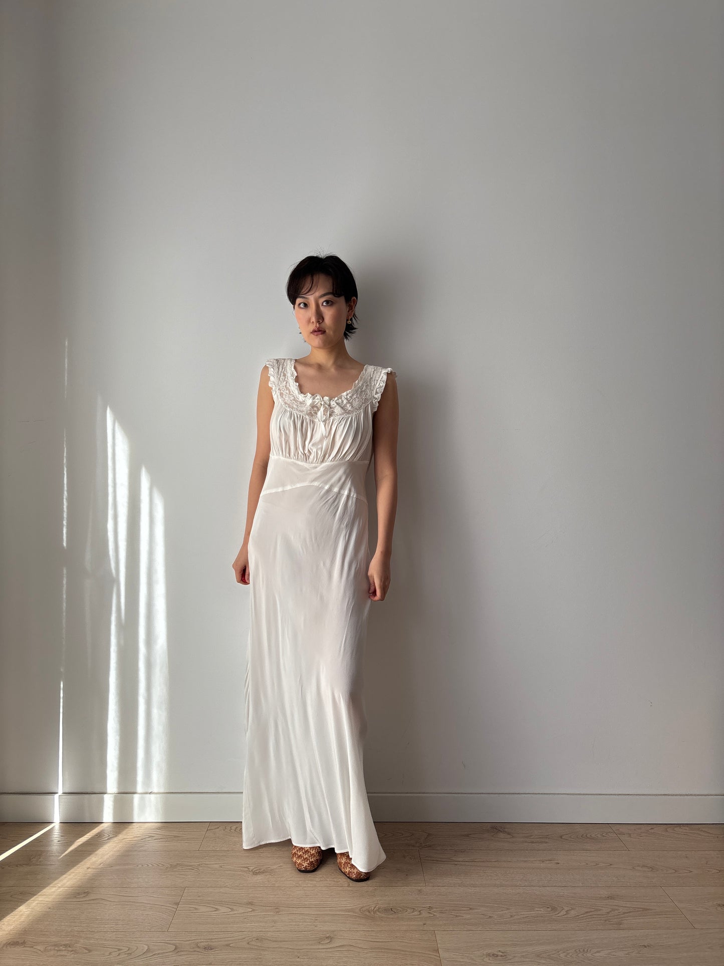 1930s Bias Cut Romantic Bridal Gown: Silk with Bow & Lace Detail