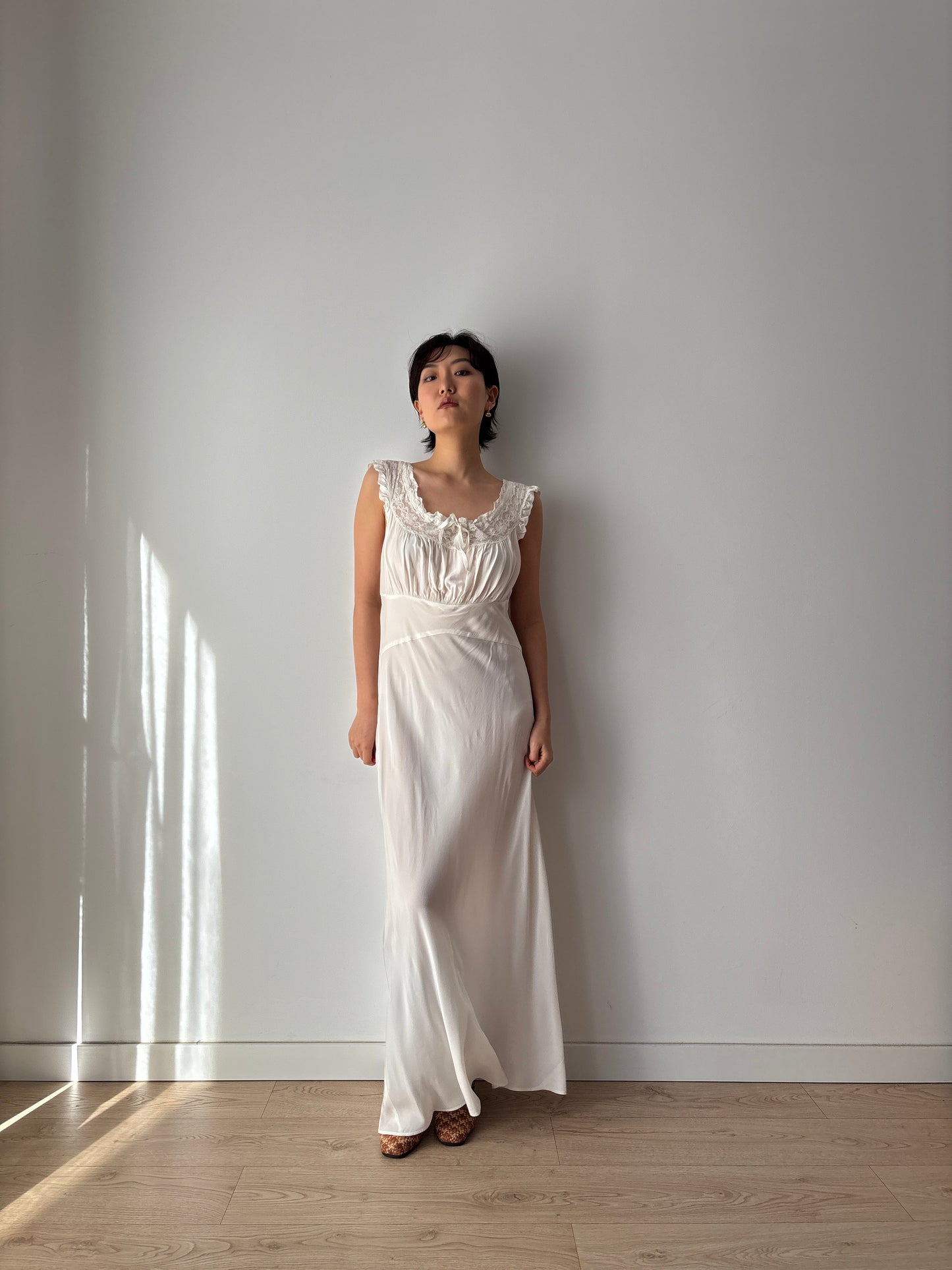 1930s Bias Cut Romantic Bridal Gown: Silk with Bow & Lace Detail