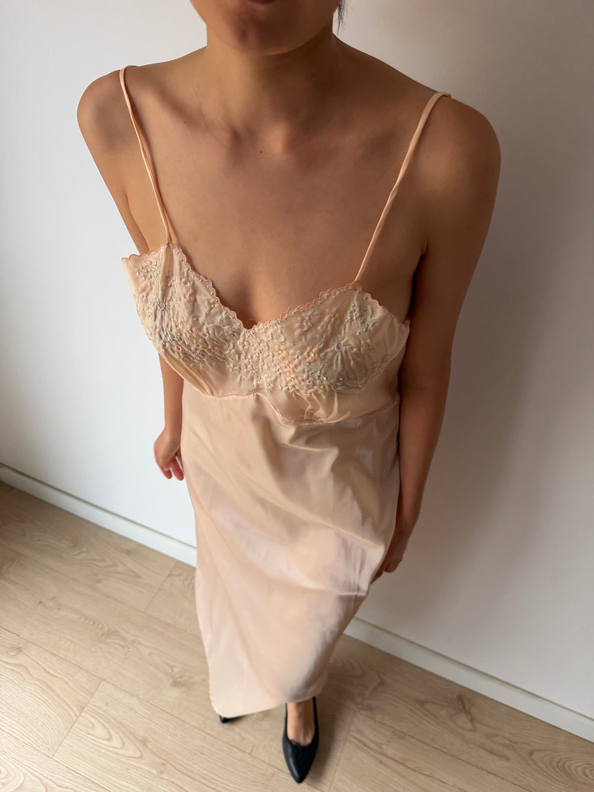 1950s–1960s Peach Pink Nylon Slip Dress, Pastel Floral Embroidery, Vintage Lingerie