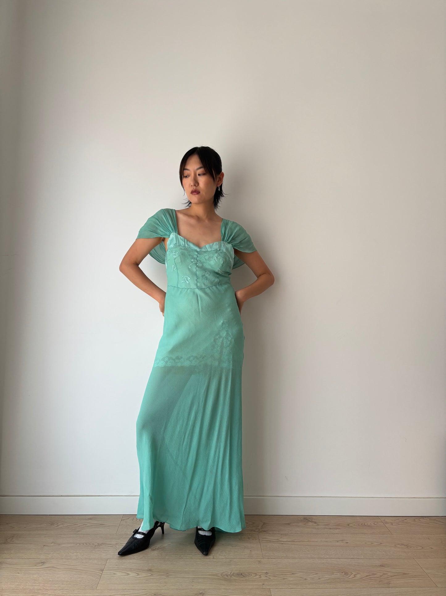 Antique 1930s green pure silk chiffon bias cut maxi dress