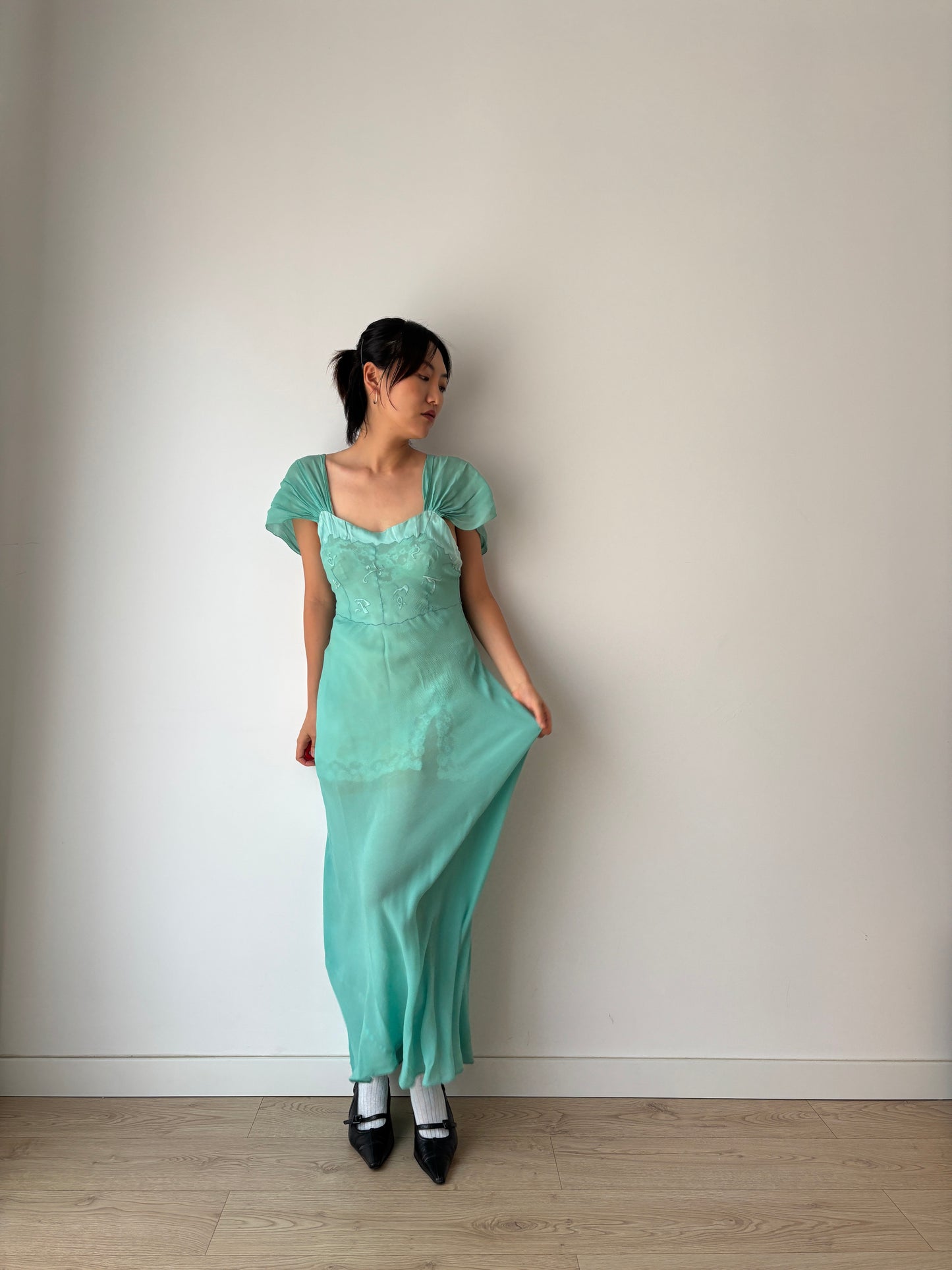 Antique 1930s green pure silk chiffon bias cut maxi dress