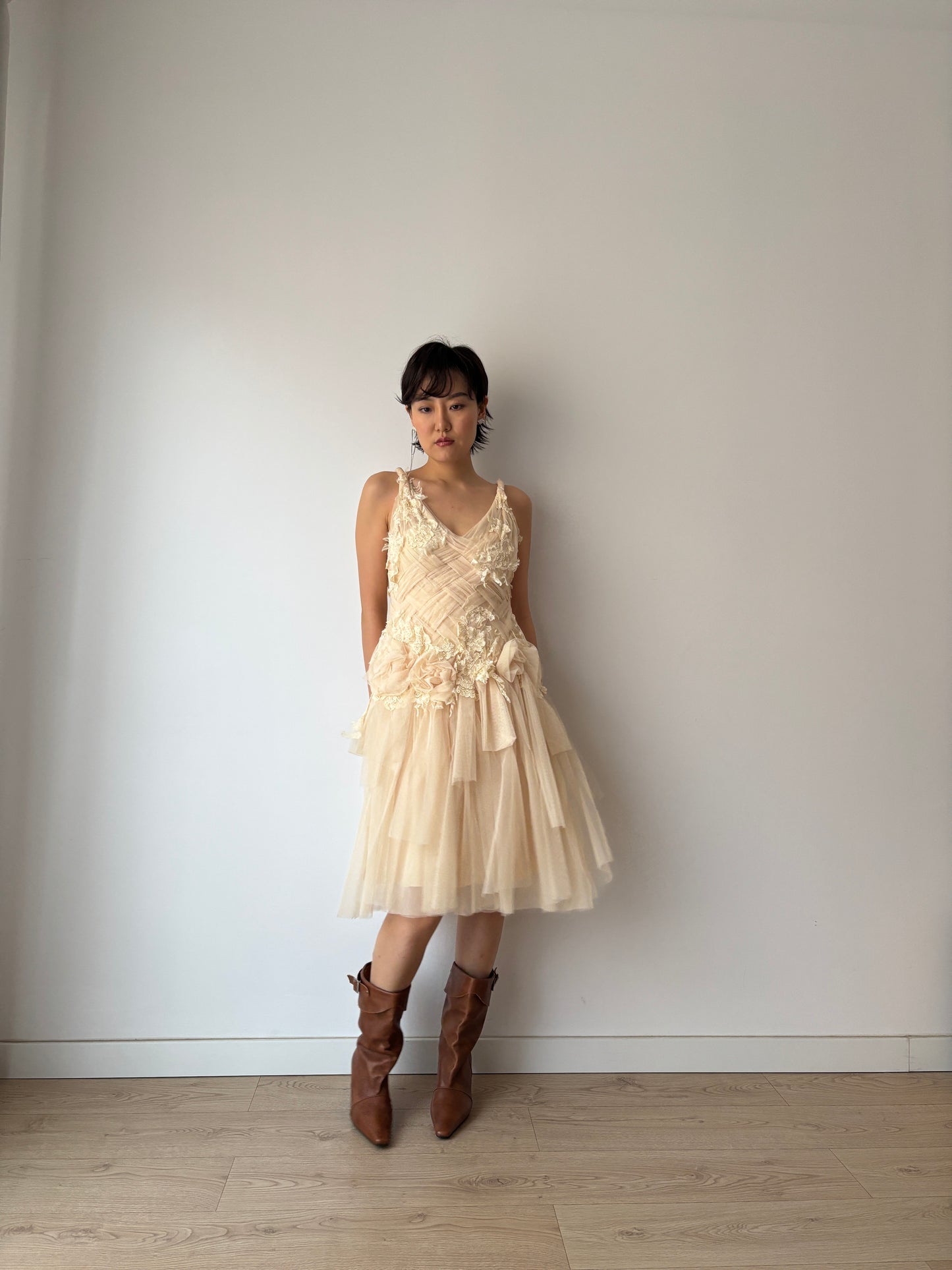 Y2K Romantic Organza Dress: Lace Appliqué Roses, Crisscross Bodice, Layered Skirt & Twisted Straps