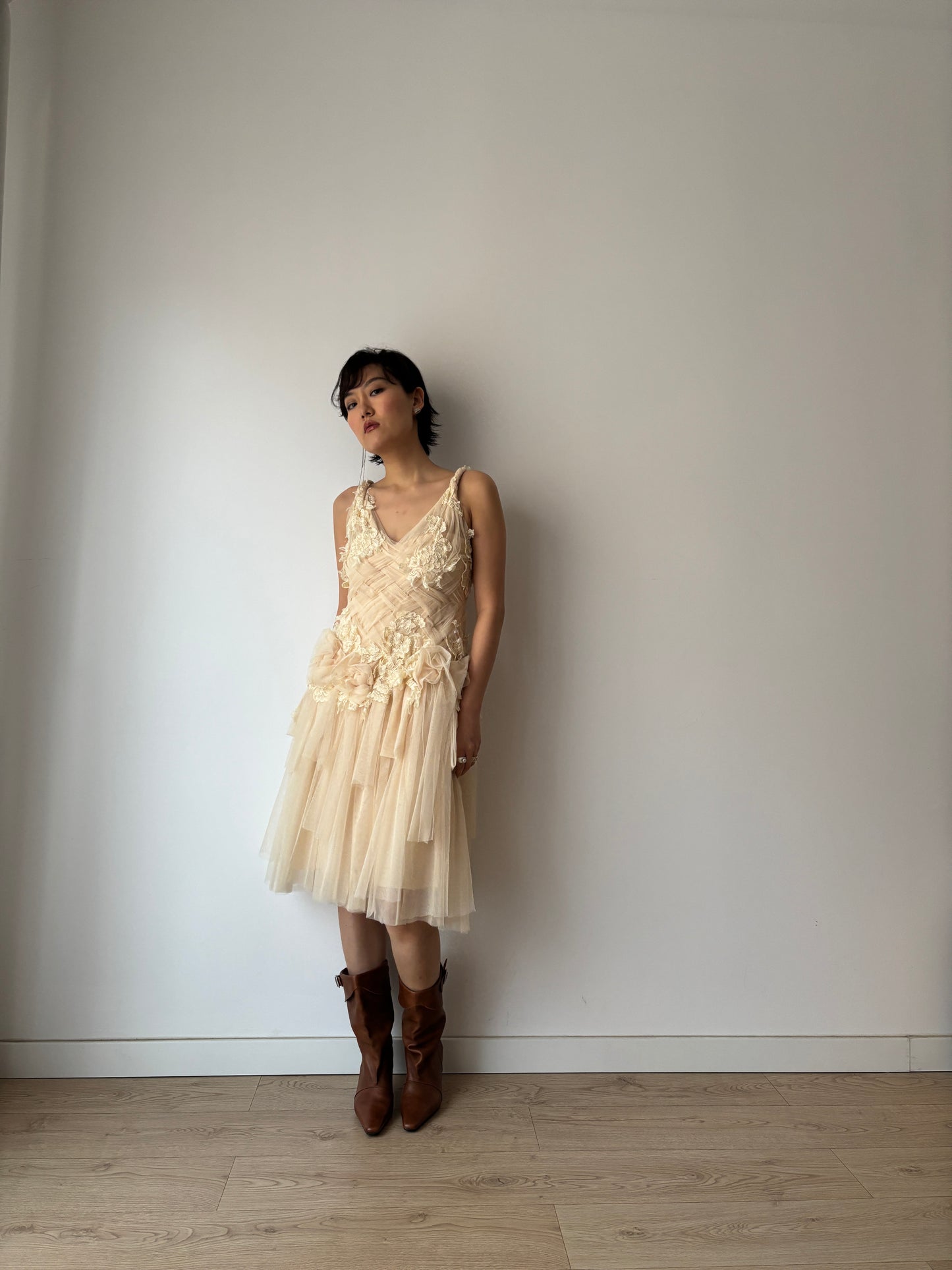 Y2K Romantic Organza Dress: Lace Appliqué Roses, Crisscross Bodice, Layered Skirt & Twisted Straps