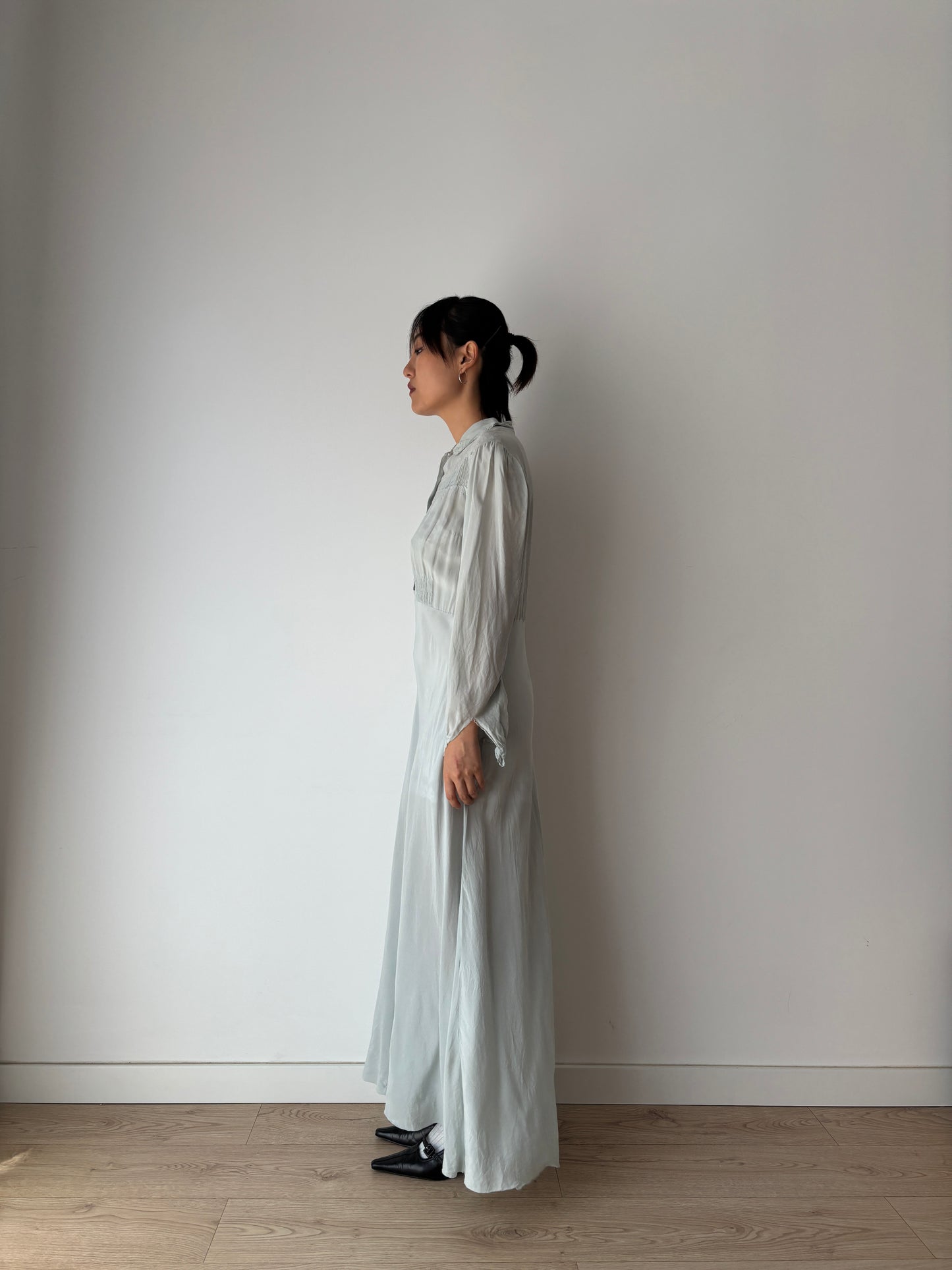 1930s Antique Blue Bias Cut Negligee Pure Silk Crepe Embroidery Nightgown