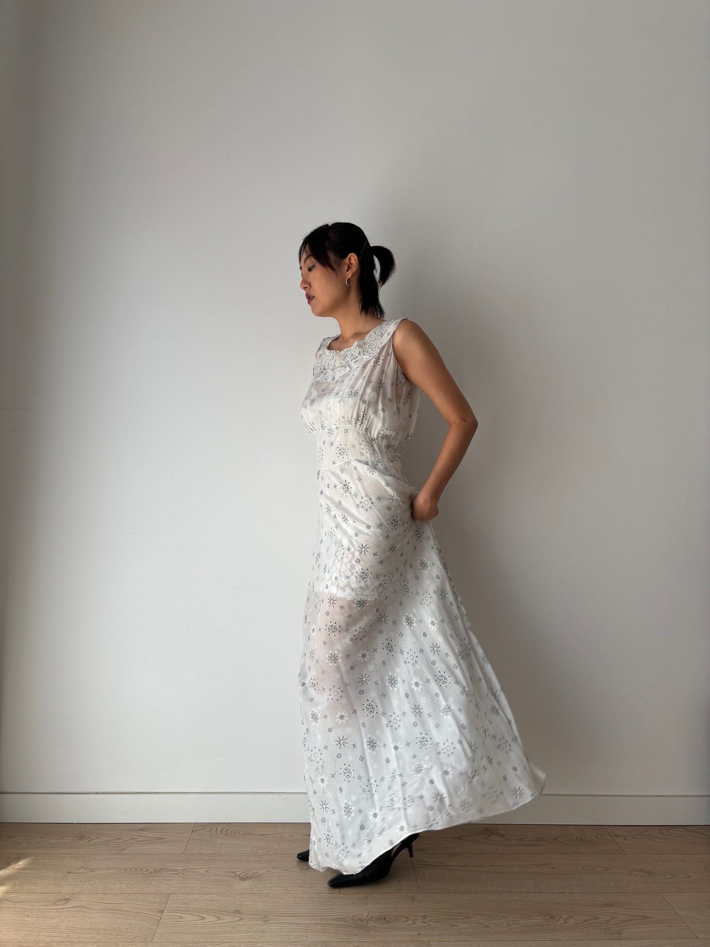 vintage 1940s blue print silk lace ribbon art deco style bias cut dress