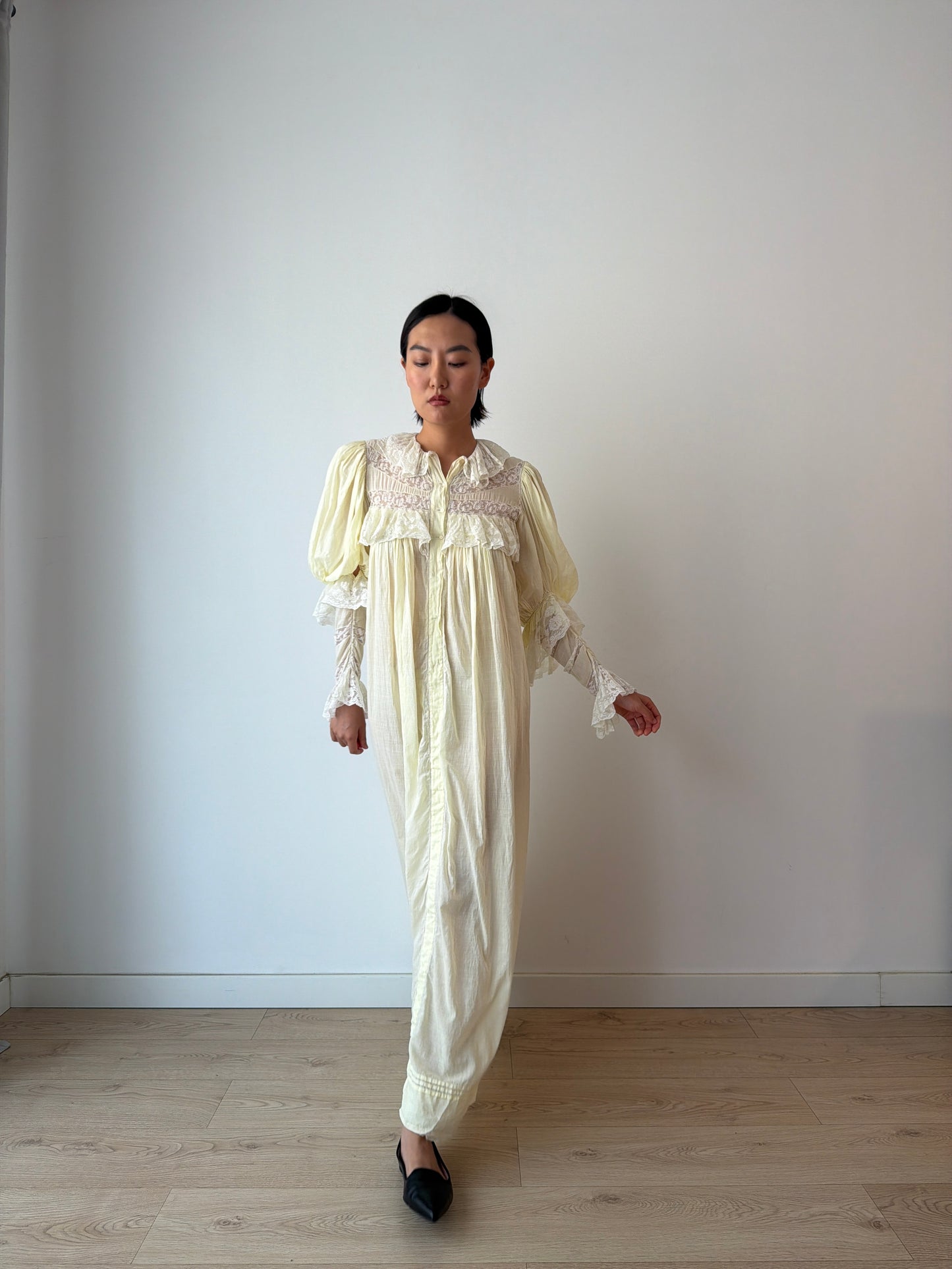 Antique 1900s 1910s Edwardian Cotton Yellow Nightgown with Leg-of-mutton Bishop sleeves and layered lace flounce cuffs