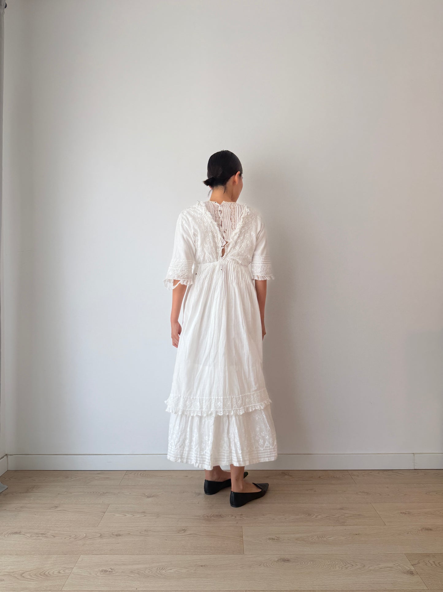 Antique 1905s 1915s Edwardian white cotton tea dress, French lace lawn dress, Romantic edwardian day dress