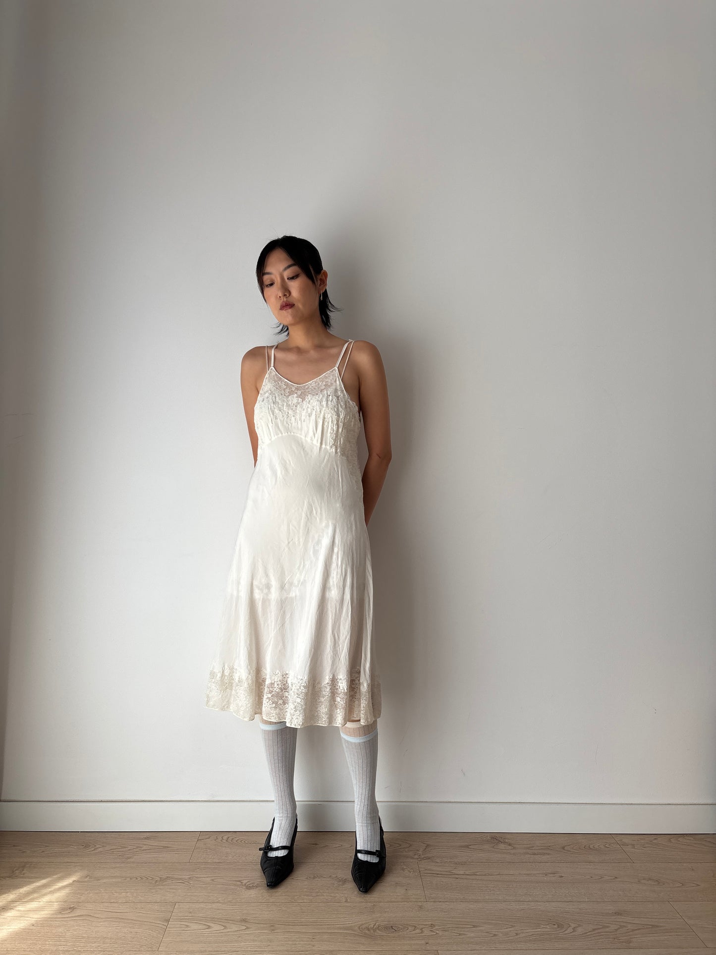 1930s Bridal Antique White Lace Liquid Silk Satin Crepe Slip dress, Vintage lace mini dress