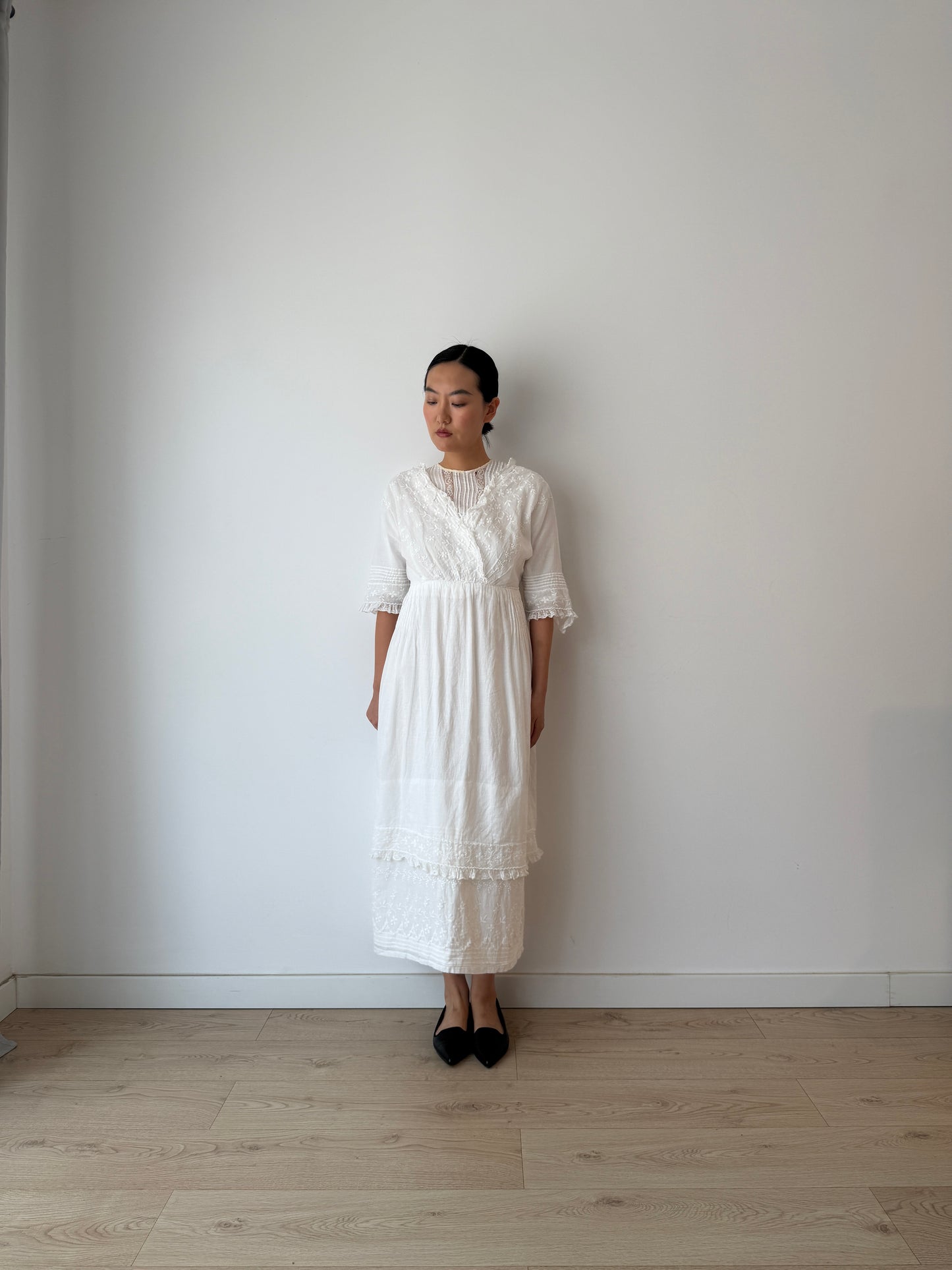 Antique 1905s 1915s Edwardian white cotton tea dress, French lace lawn dress, Romantic edwardian day dress