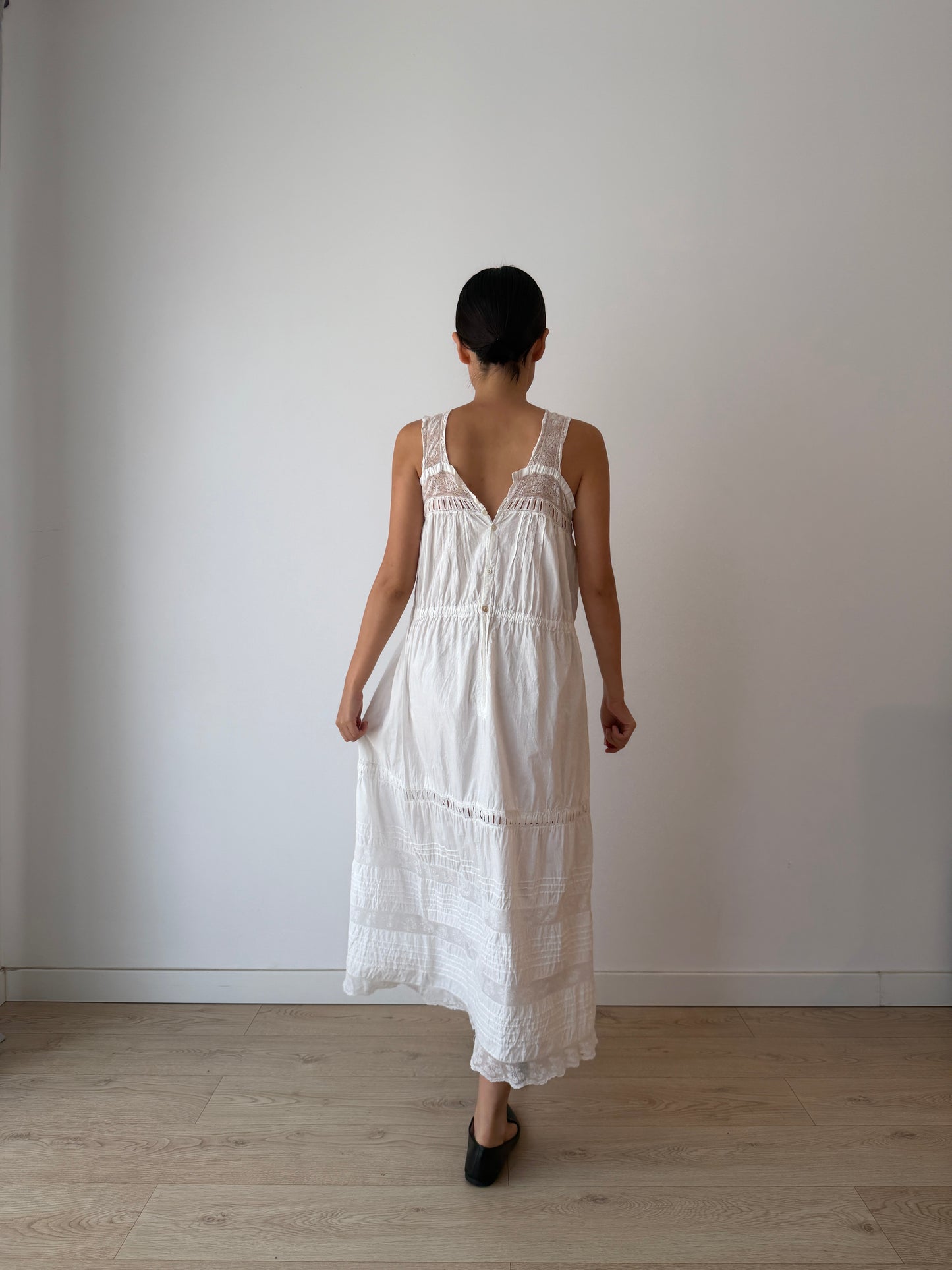 Antique 1910s White Cotton Edwardian Petticoat Renaissance Nightdress
