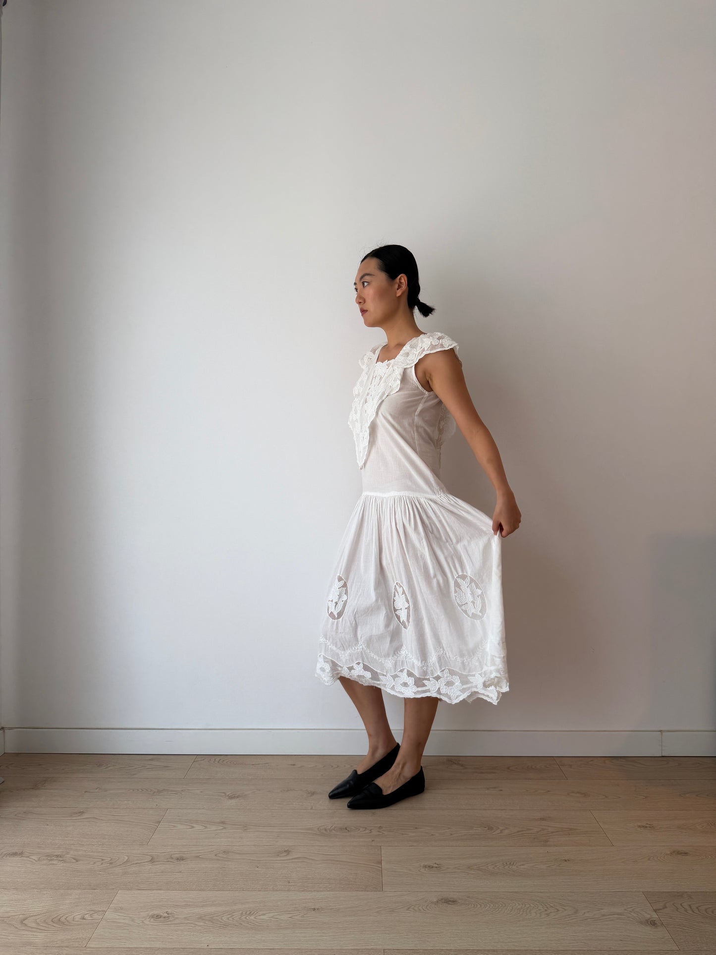 1940s 1950s White Cotton Floral Lace dress