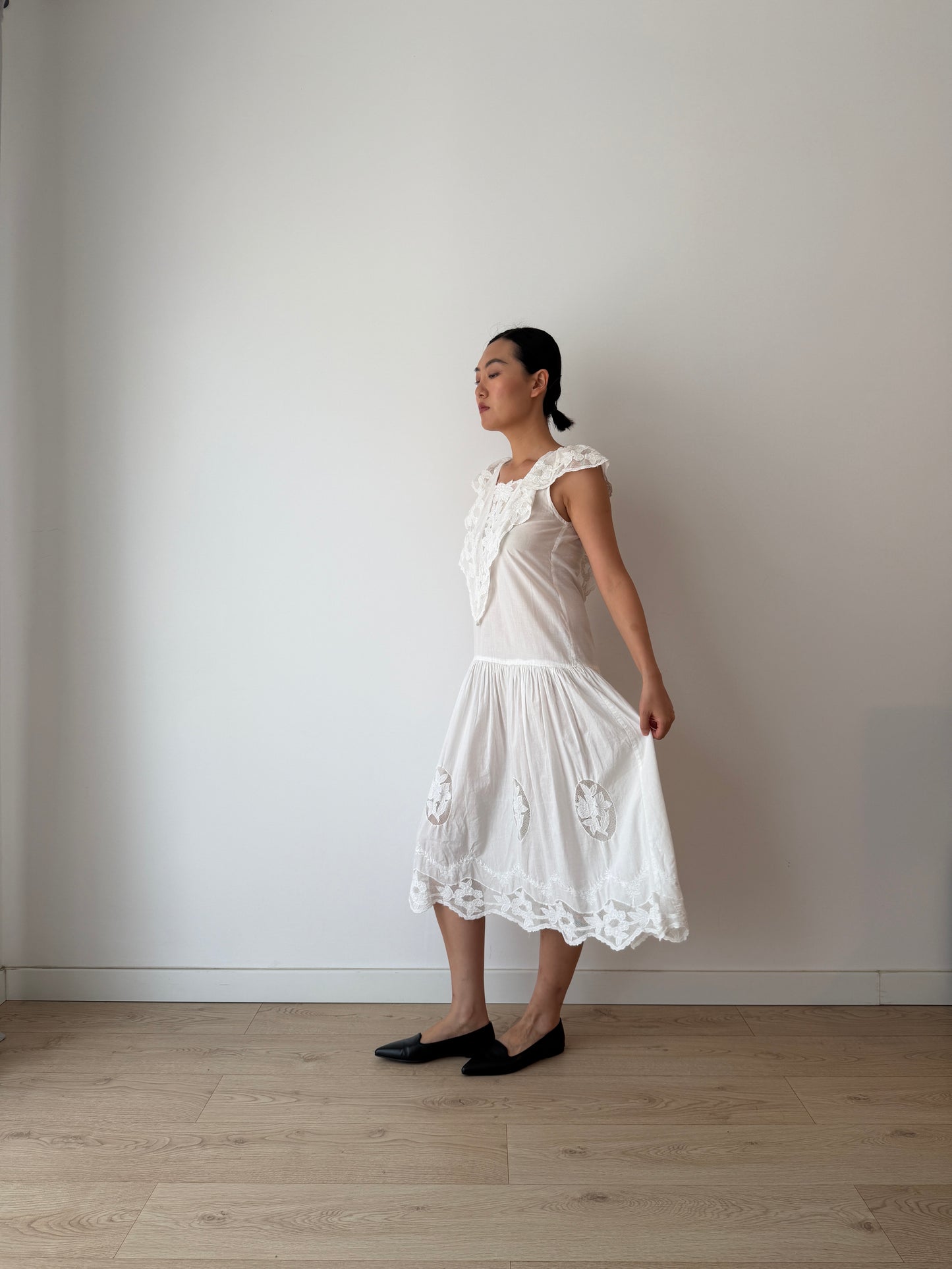 1940s 1950s White Cotton Floral Lace dress