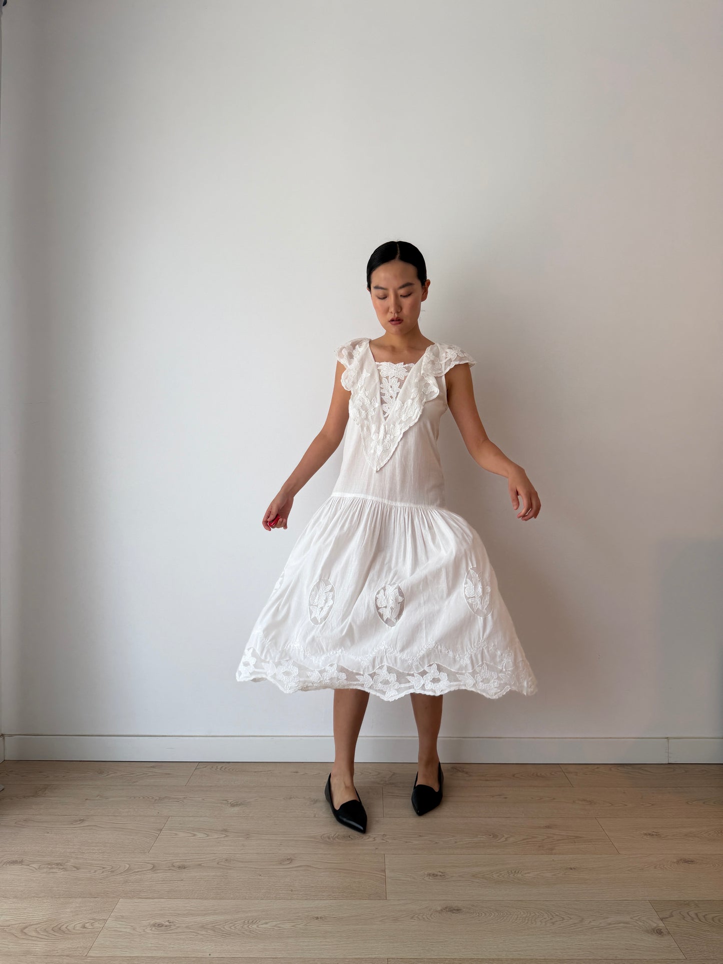 1940s 1950s White Cotton Floral Lace dress