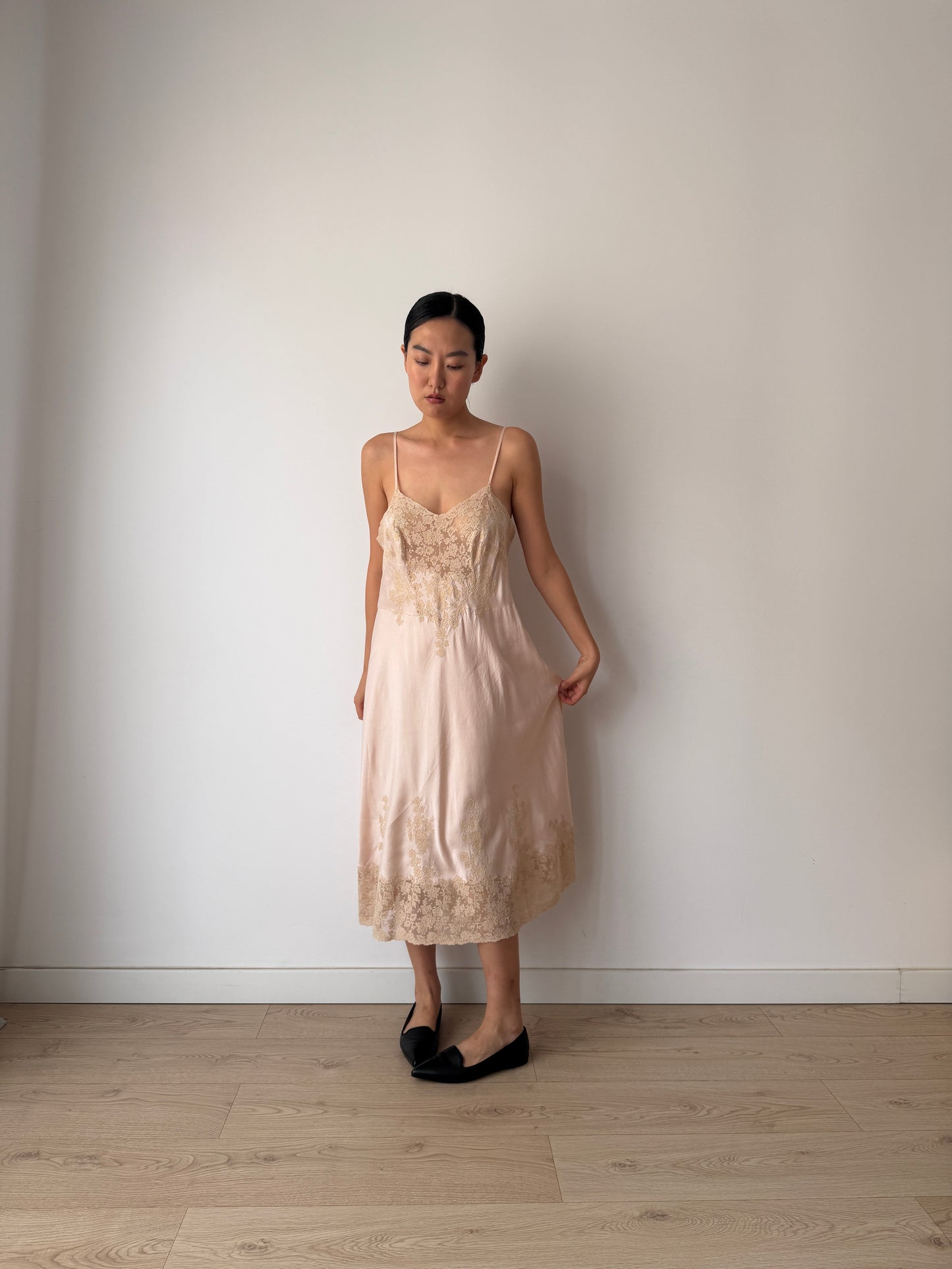 Rare 1940s Heavy Lace Pale Pink Floral Appliqué Pure Silk Bridal Camisole, 30s Slip Dress