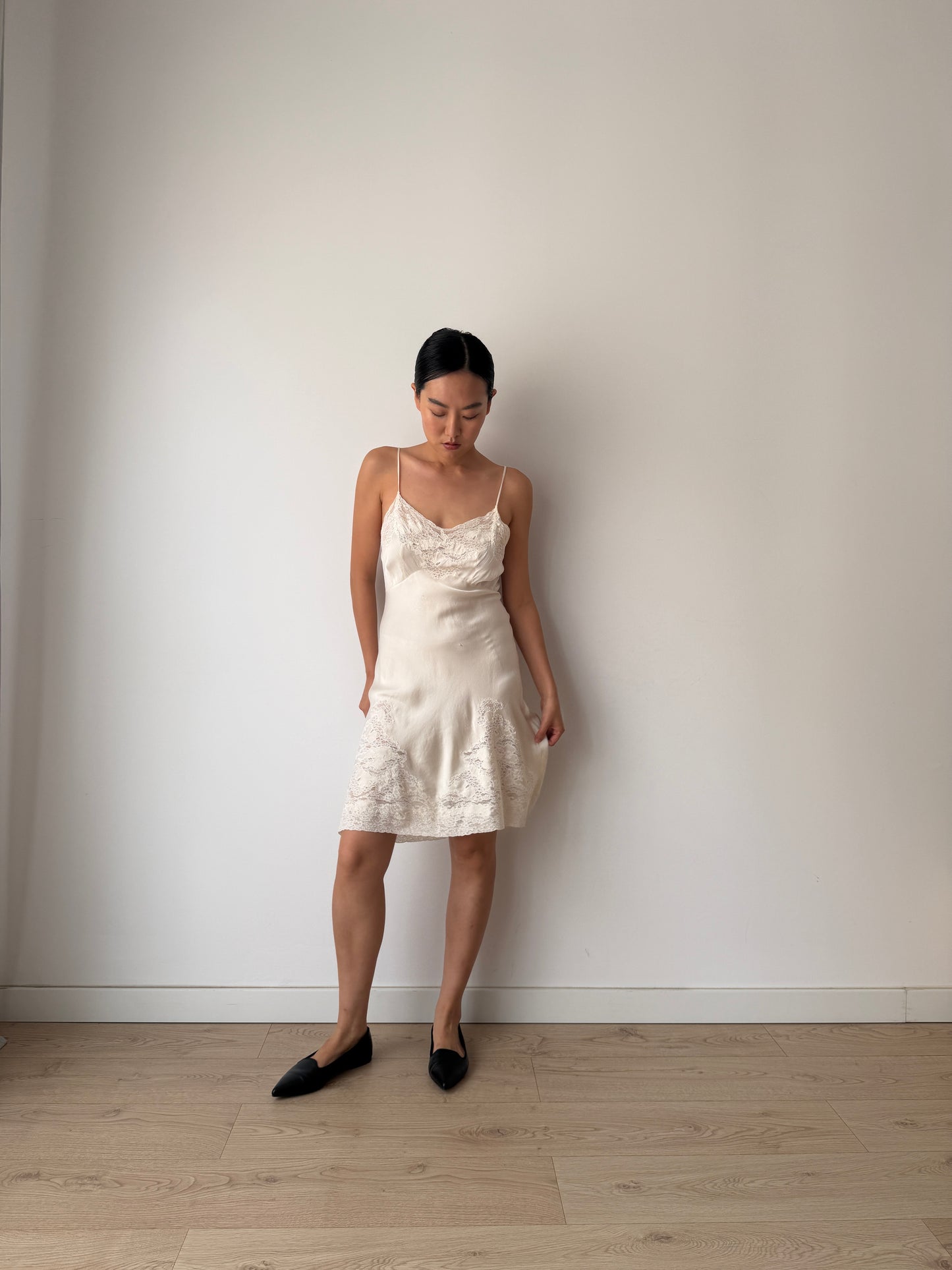 1930s Ivory Silk Slip Dress, Antique Floral Lace Appliqué, Bridal Vintage Clothing