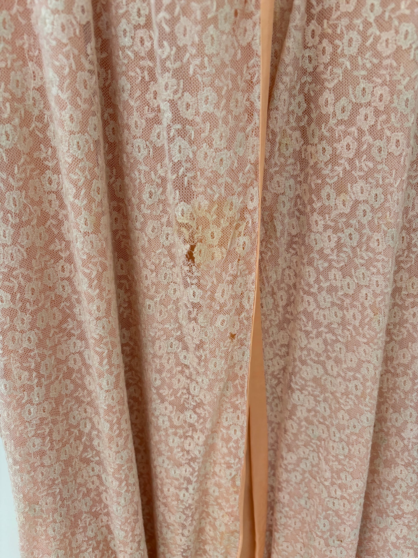 1930s 1940s Antique Vintage Pale Pink Silk Heavy Lace Nightgown Lingerie Robe