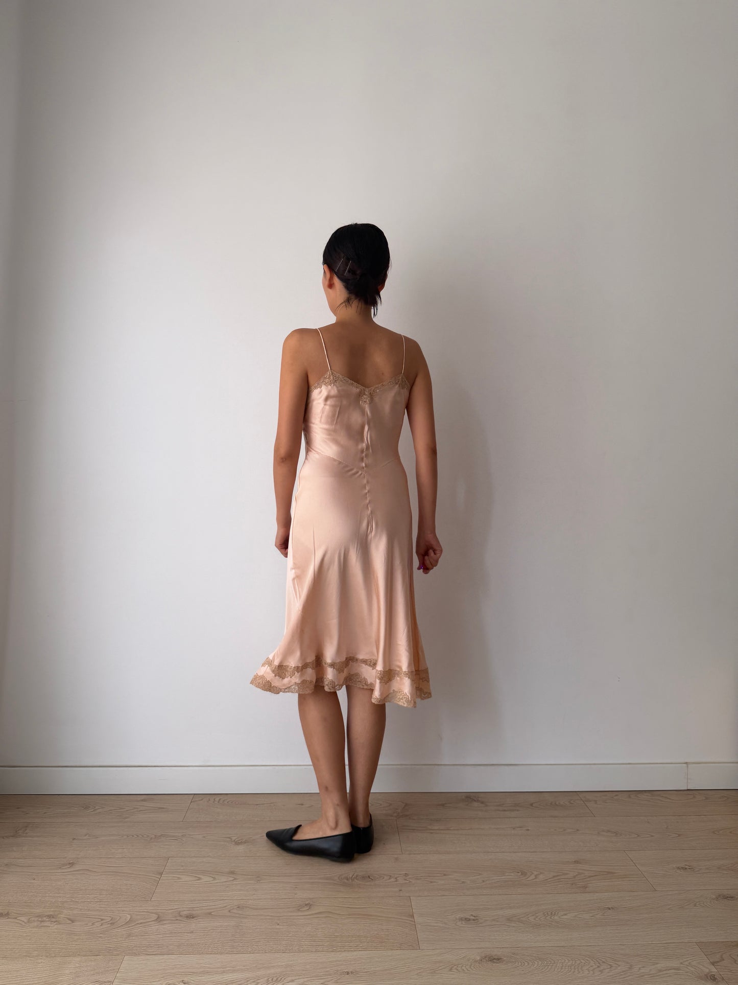 1930s Peach Pink Lace Pure Silk French Applique Lace Camisole, 30s Slip Dress