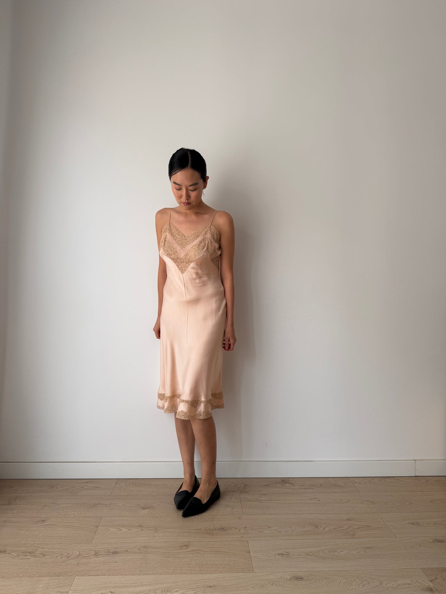 1930s Peach Pink Lace Pure Silk French Applique Lace Camisole, 30s Slip Dress