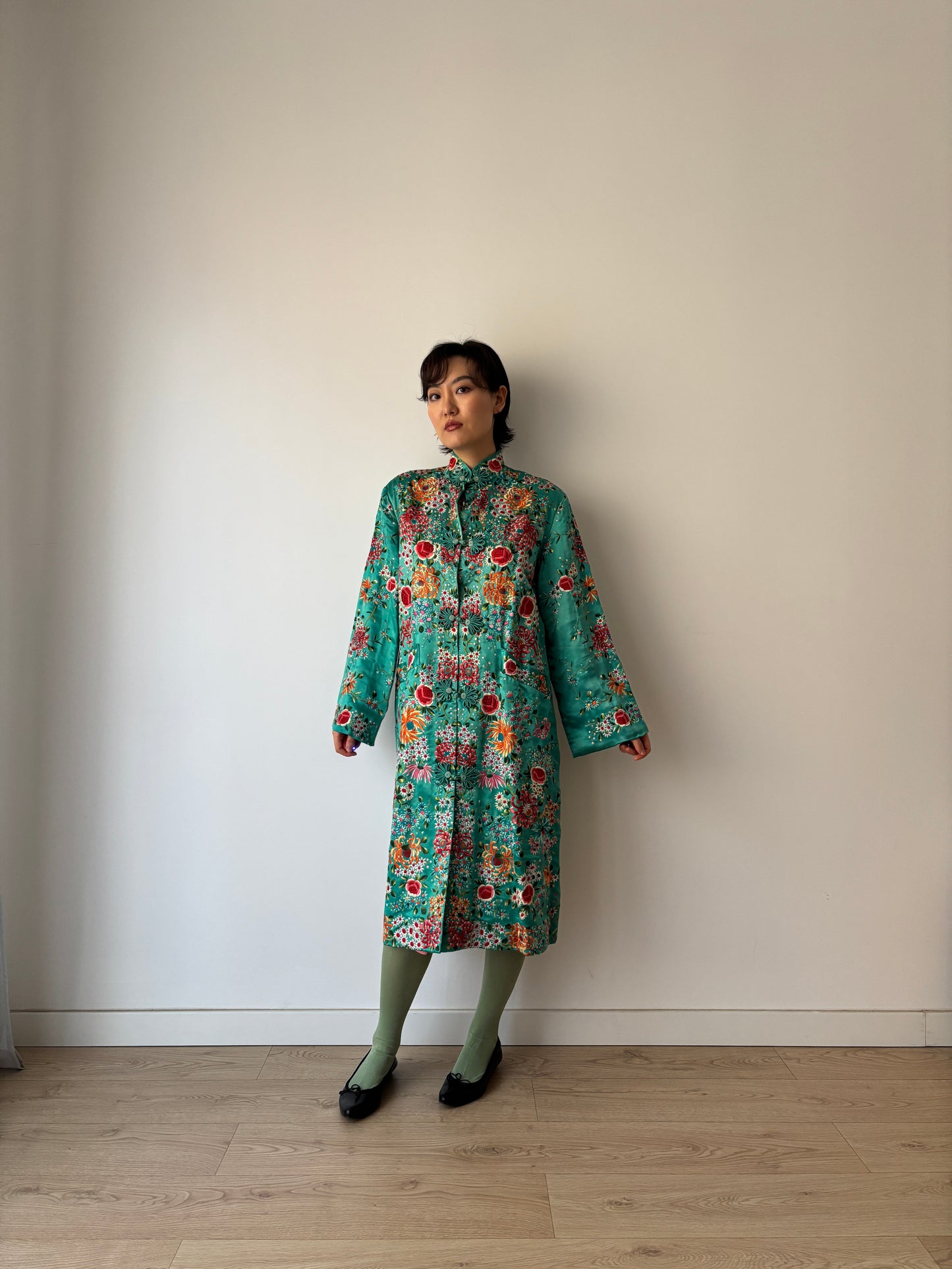 Vintage 1940s Green Cheongsam Jacket: Silk Rayon Floral Embroidered Pajama Coat