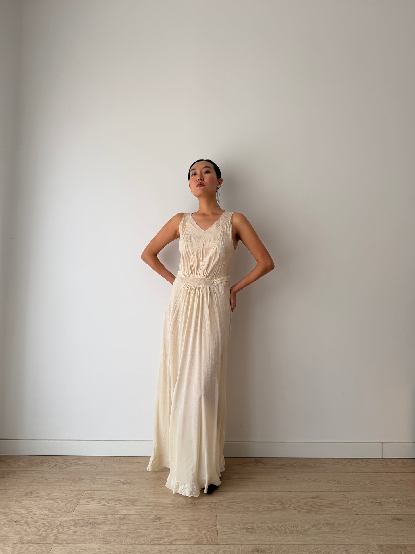 1930s Antique Pure Silk Bridal Bias Cut Gown With Pintuck Embroidery And Raised Floral Motifs