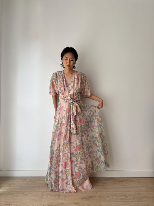 Rare 1920s 1930s Silk chiffon floral bow print dressing gown robe, Romantic shimmering pink silk Hollywood glam house coat