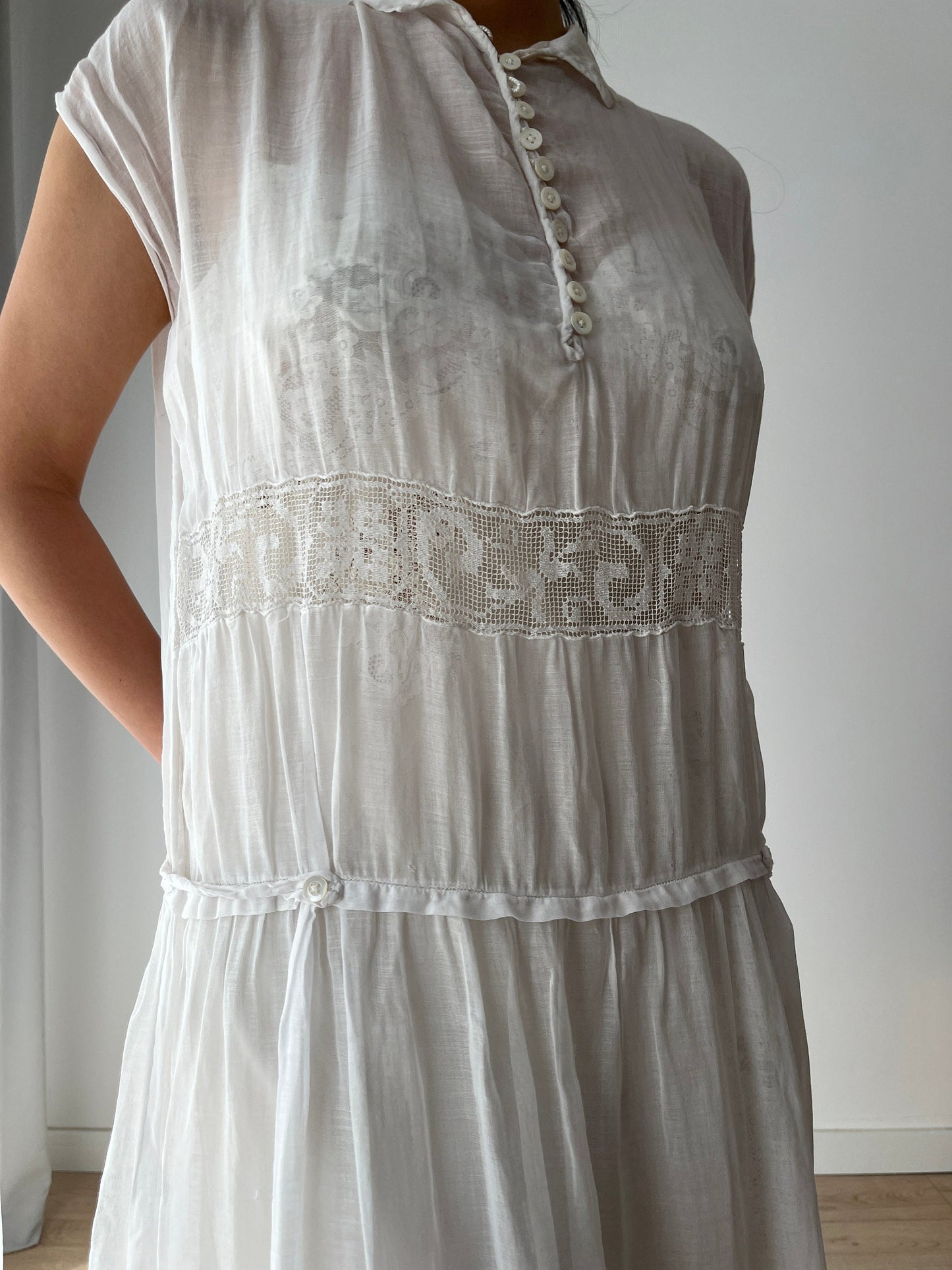 Antique 1800s Lace Renaissance Victorian Nightgown, Vintage French Parisian Lace Dress