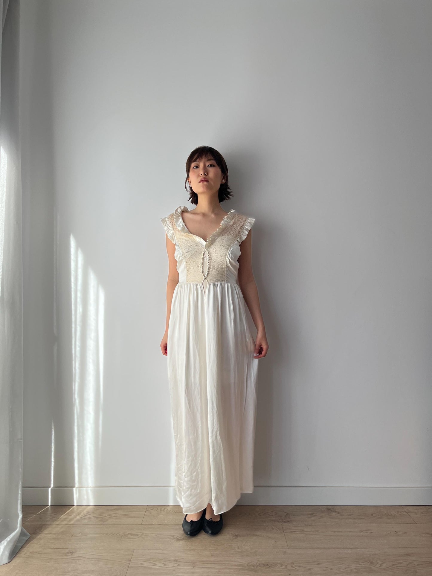 1930s Antique Bridal Lace Bias Cut Negligee Silk Satin Embroidered Nightgown