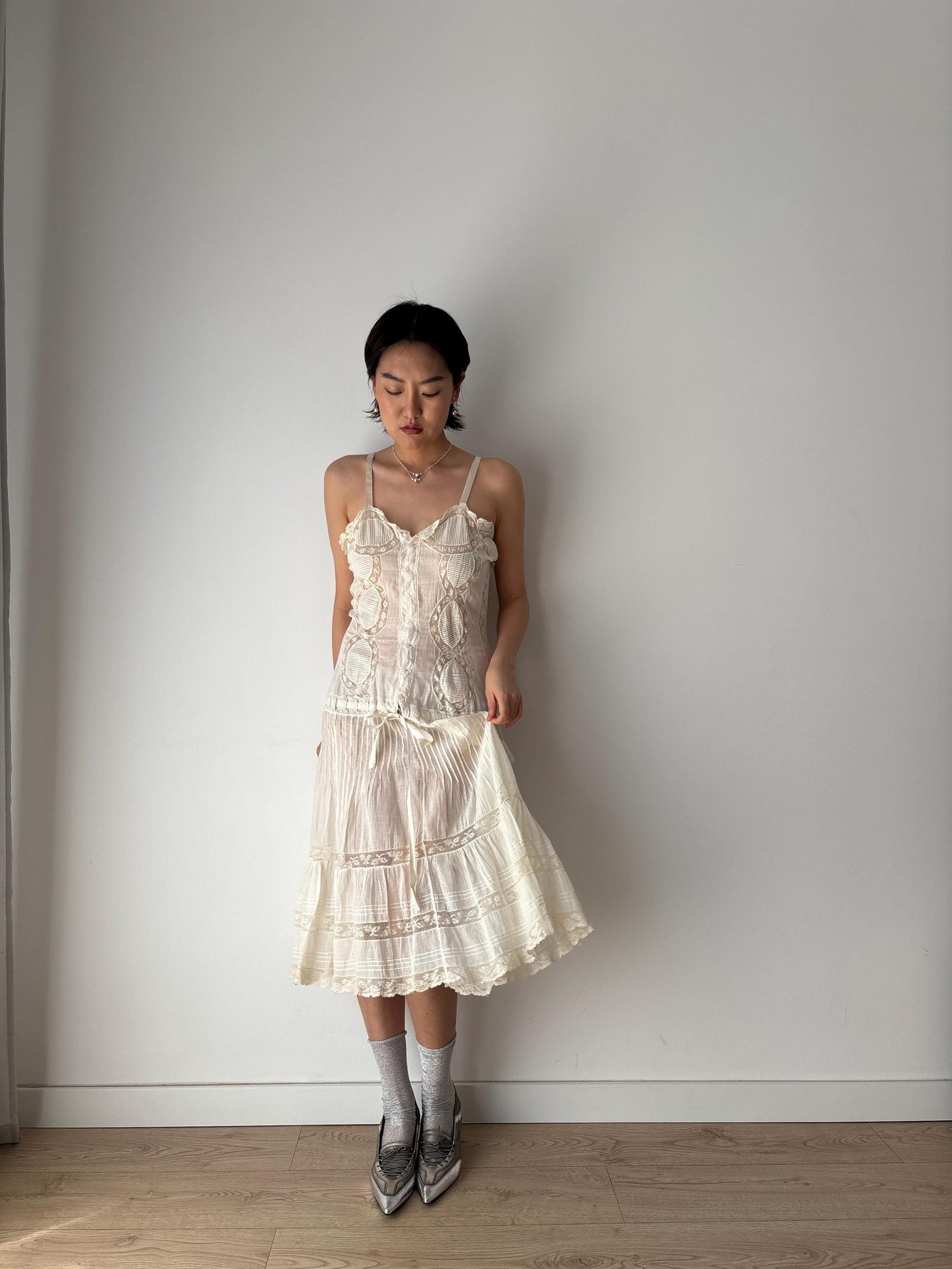 Antique 1910s Edwardian White Cotton Cut Work Eyelet Lace Floral Embroidered Lawn Dress