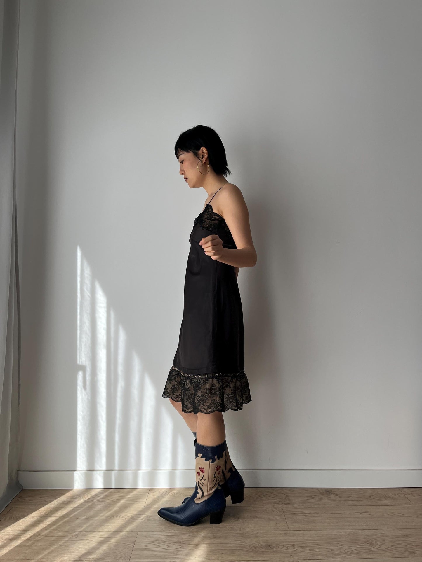 Antique vintage 1950s 1940s black liquid satin rayon lace art embroidered deco bias cut nightgown slip