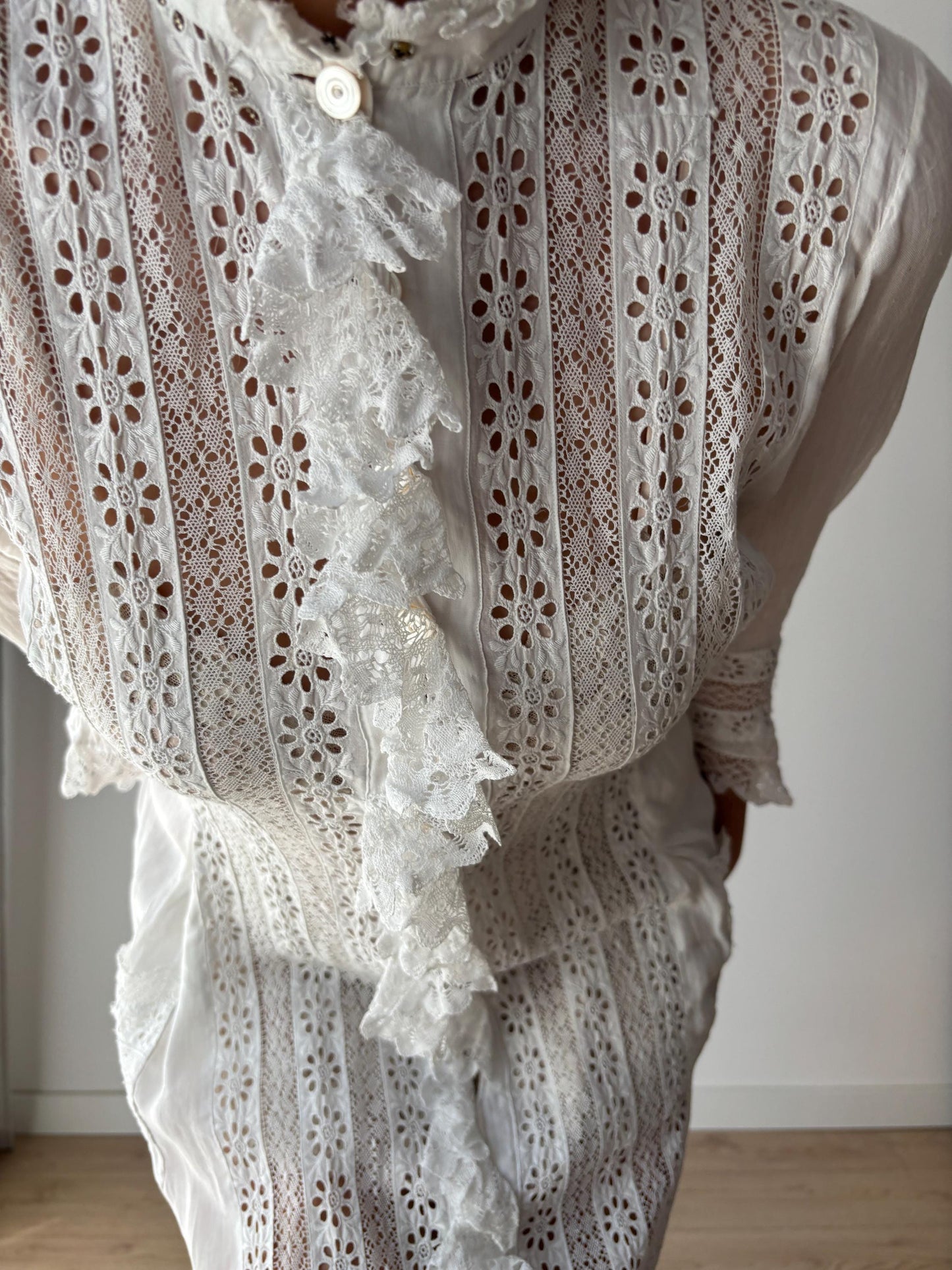 Antique 1900s White Cotton Edwardian Petticoat Renaissance Victorian Nightdress