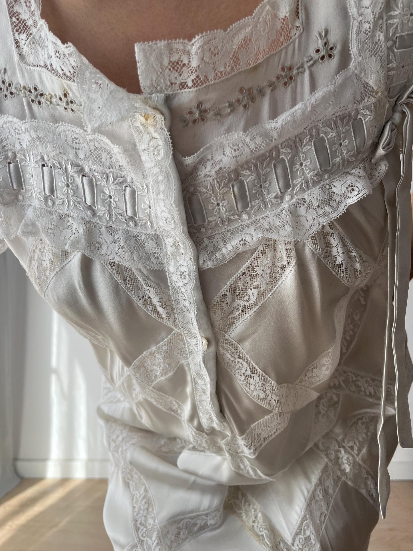 1950s Vintage Pale Pink White Pure Silk Heavy Lace Nightgown Lingerie Dress