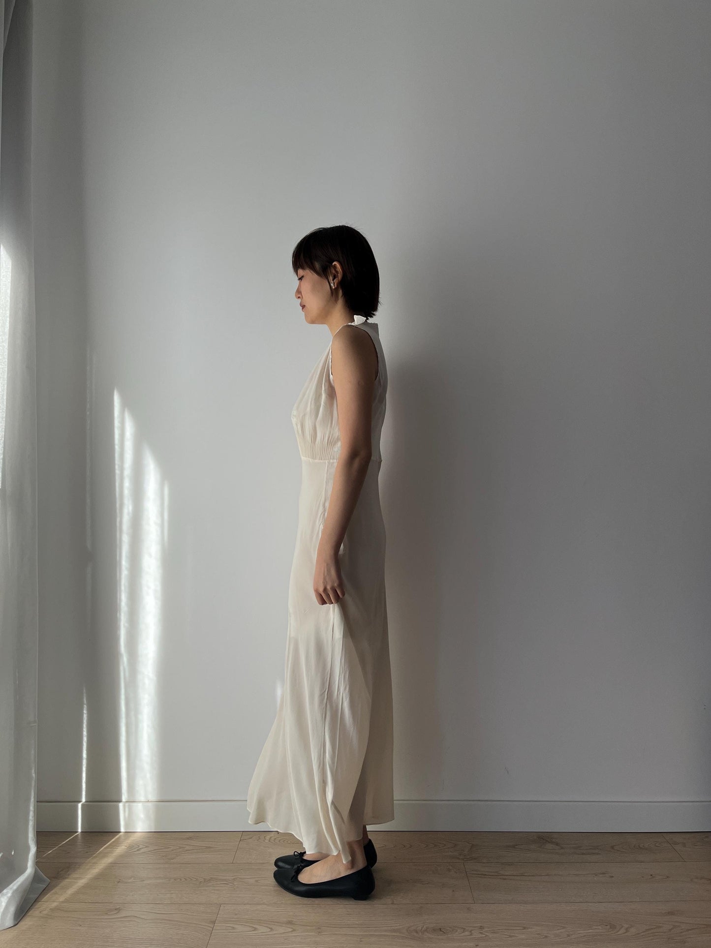 Chemise de nuit antique en pure soie brodée, coupe biaisée, années 1930