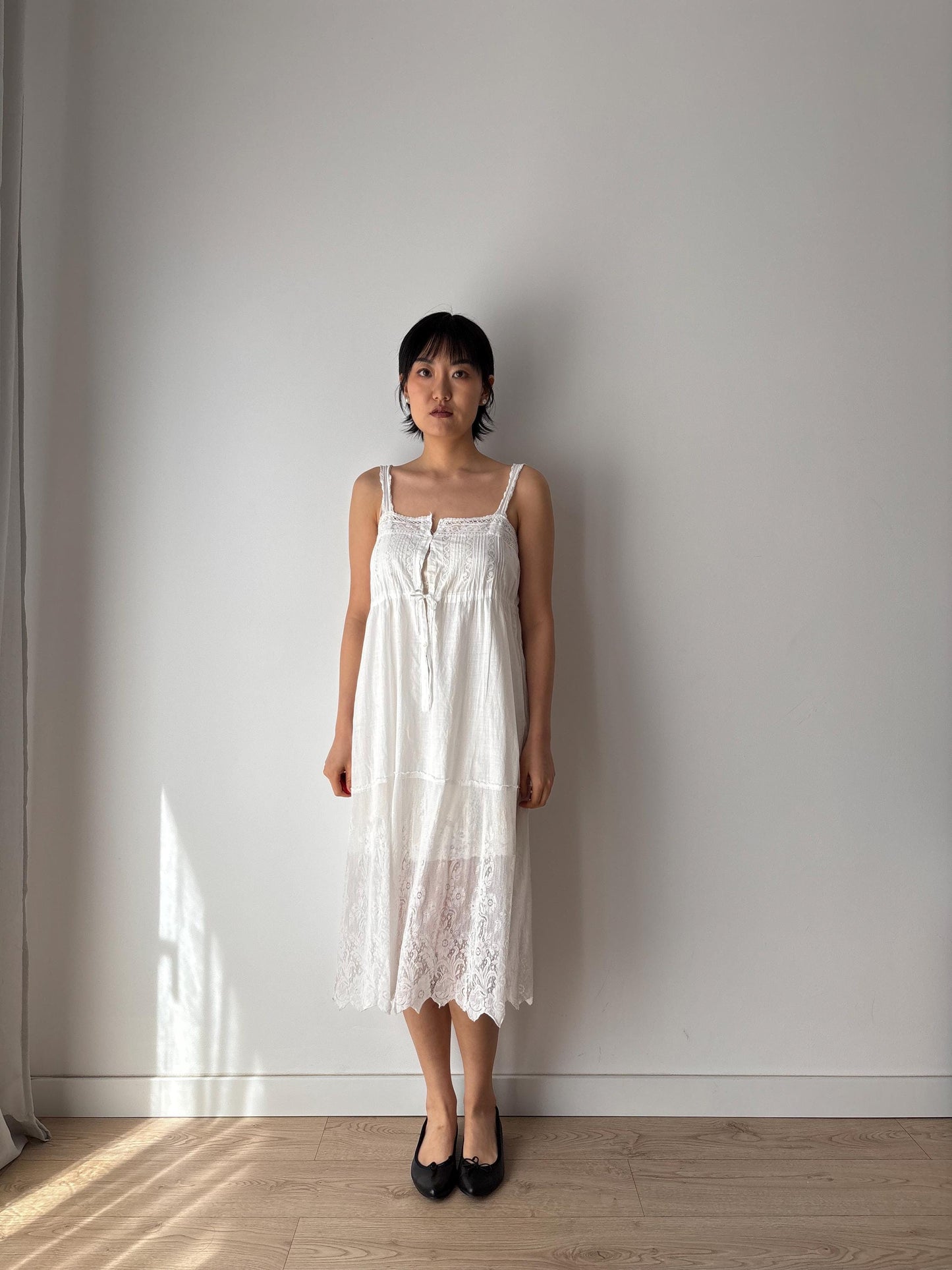 1910s 1900s Antique White Cotton Edwardian Victorian Lace Mini Slip Dress