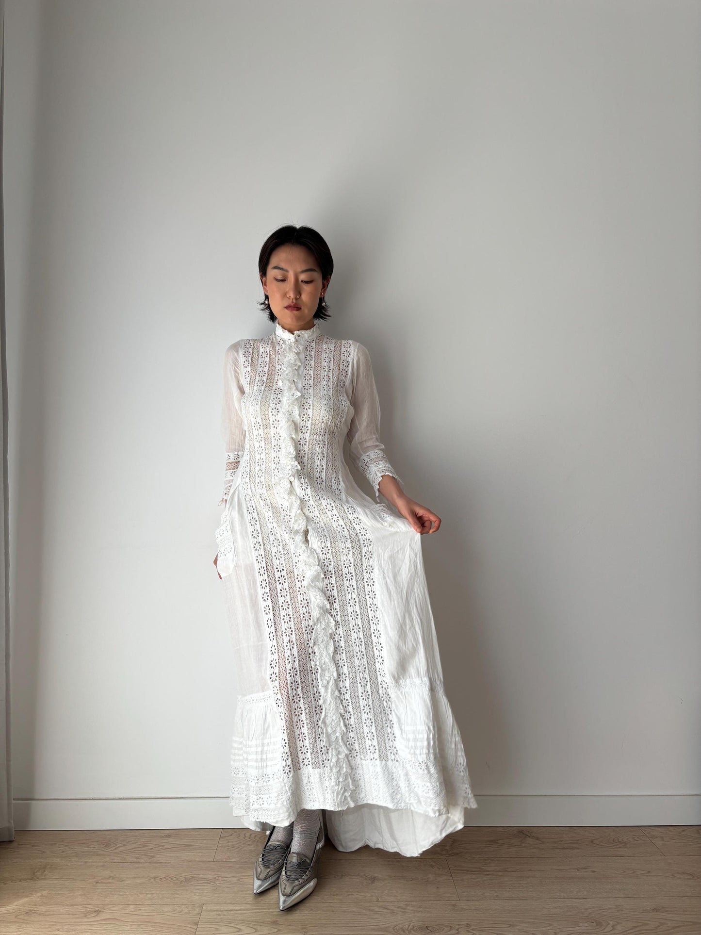 Antique 1900s White Cotton Edwardian Petticoat Renaissance Victorian Nightdress