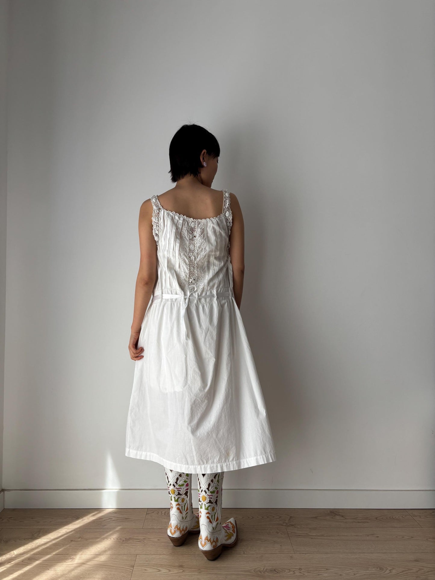 1910s 1900s style Antique White Cotton Edwardian Victorian Lace Slip dress