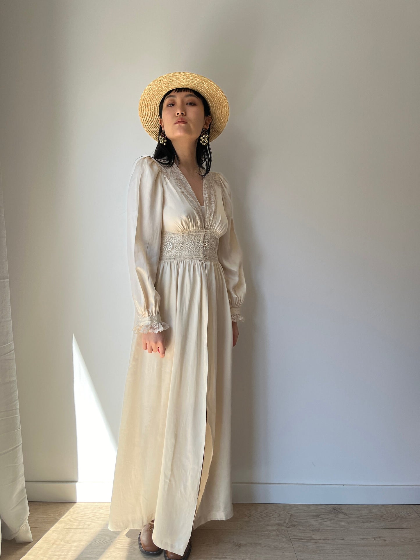 1950s Vintage Bridal Lace Bias Cut Negligee Silk Satin Embroidered Nightgown