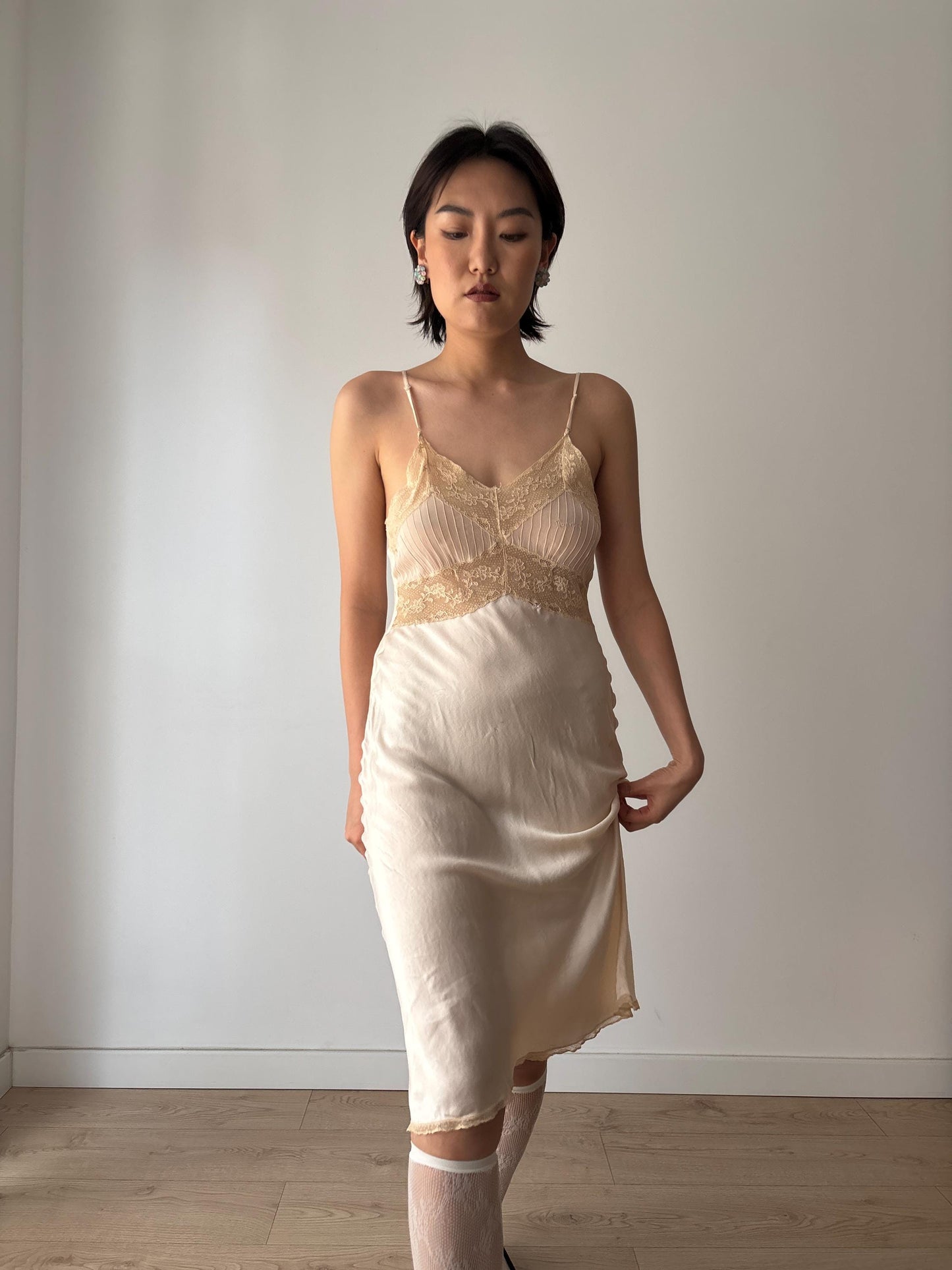 1930s 1920s Antique Pastel Pink Flower bow print Embroidered Lace Silk Satin Slip dress