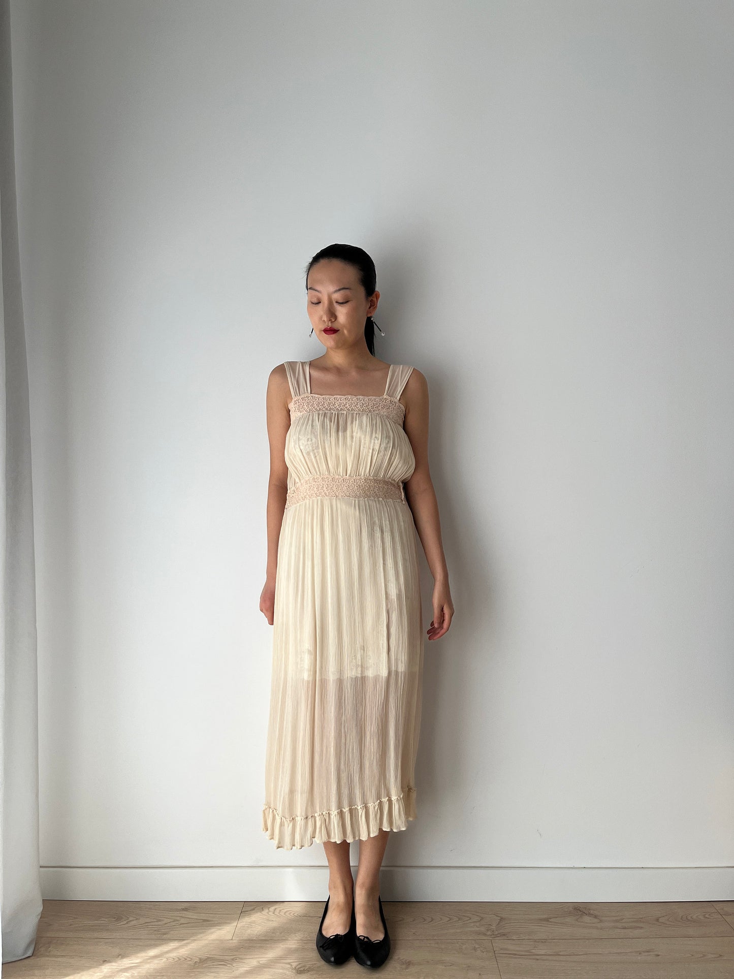 1920s Antique Bias Cut Beige Cream Pure Silk Embroidered Nightgown