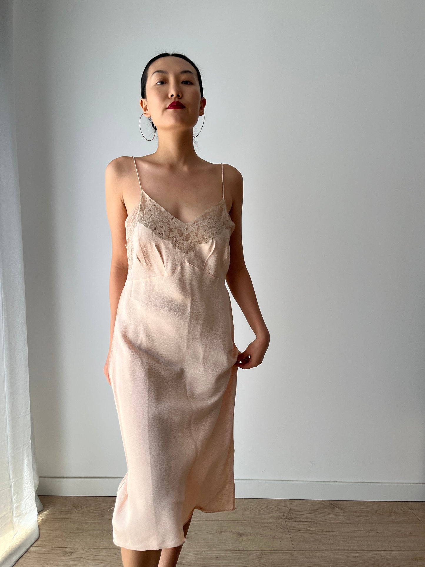 Antique Vintage 1950s bias cut rayon liquid satin pastel pink embroidered lace slip summer garden dress