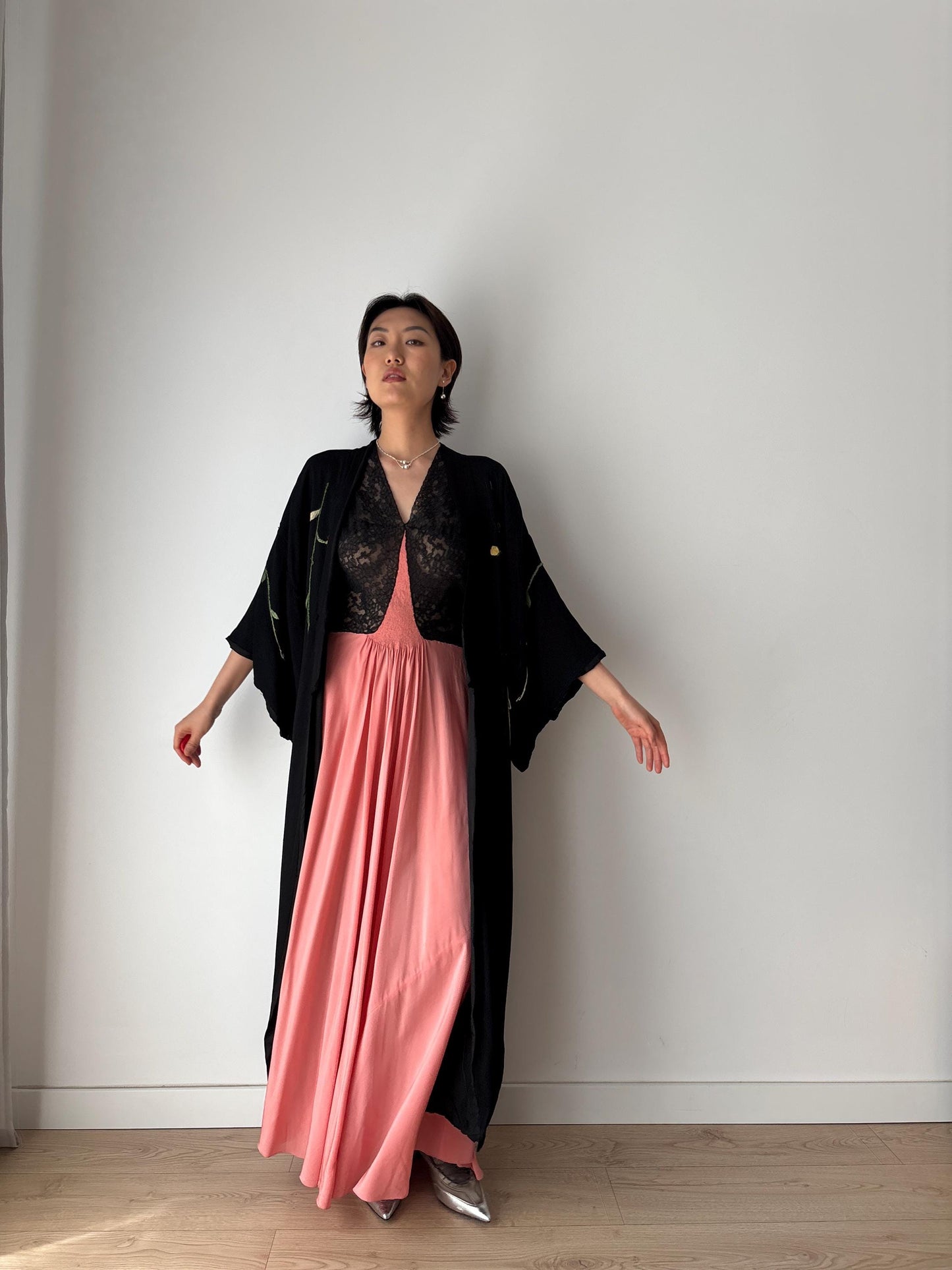 1930s 1920s silk Chinese handmade Kimono Jacket, 1920s Jazz Age Art Dec Silk Kimono