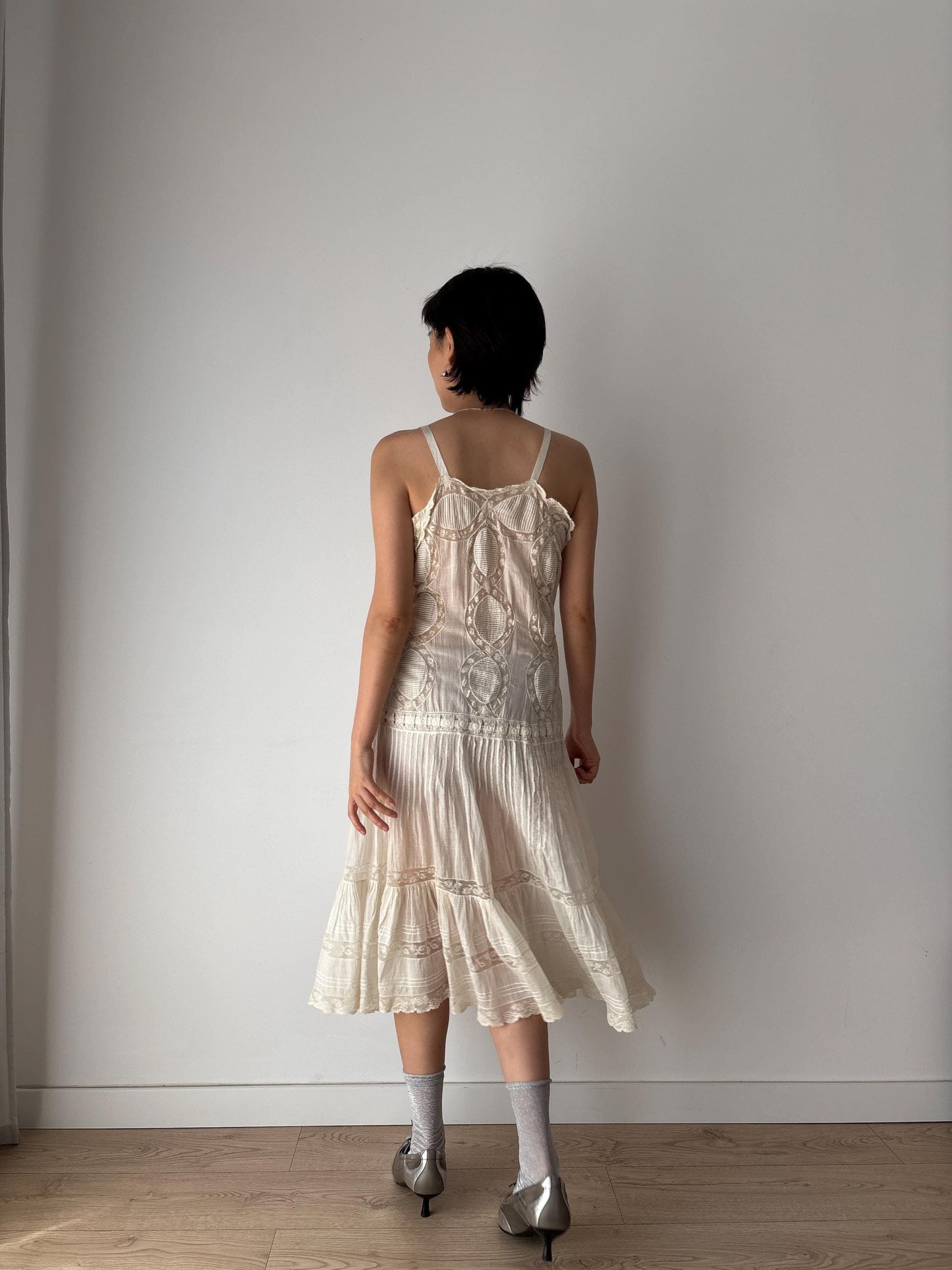 Antique 1910s Edwardian White Cotton Cut Work Eyelet Lace Floral Embroidered Lawn Dress